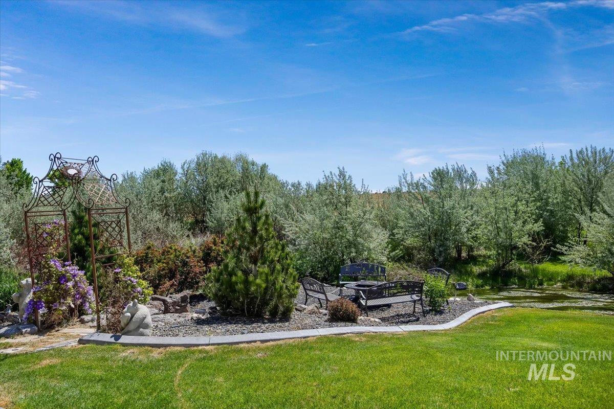 1587 Clear Creek Loop Property Photo 44
