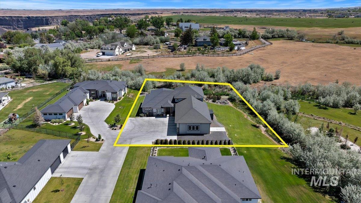 1587 Clear Creek Loop Property Photo 47