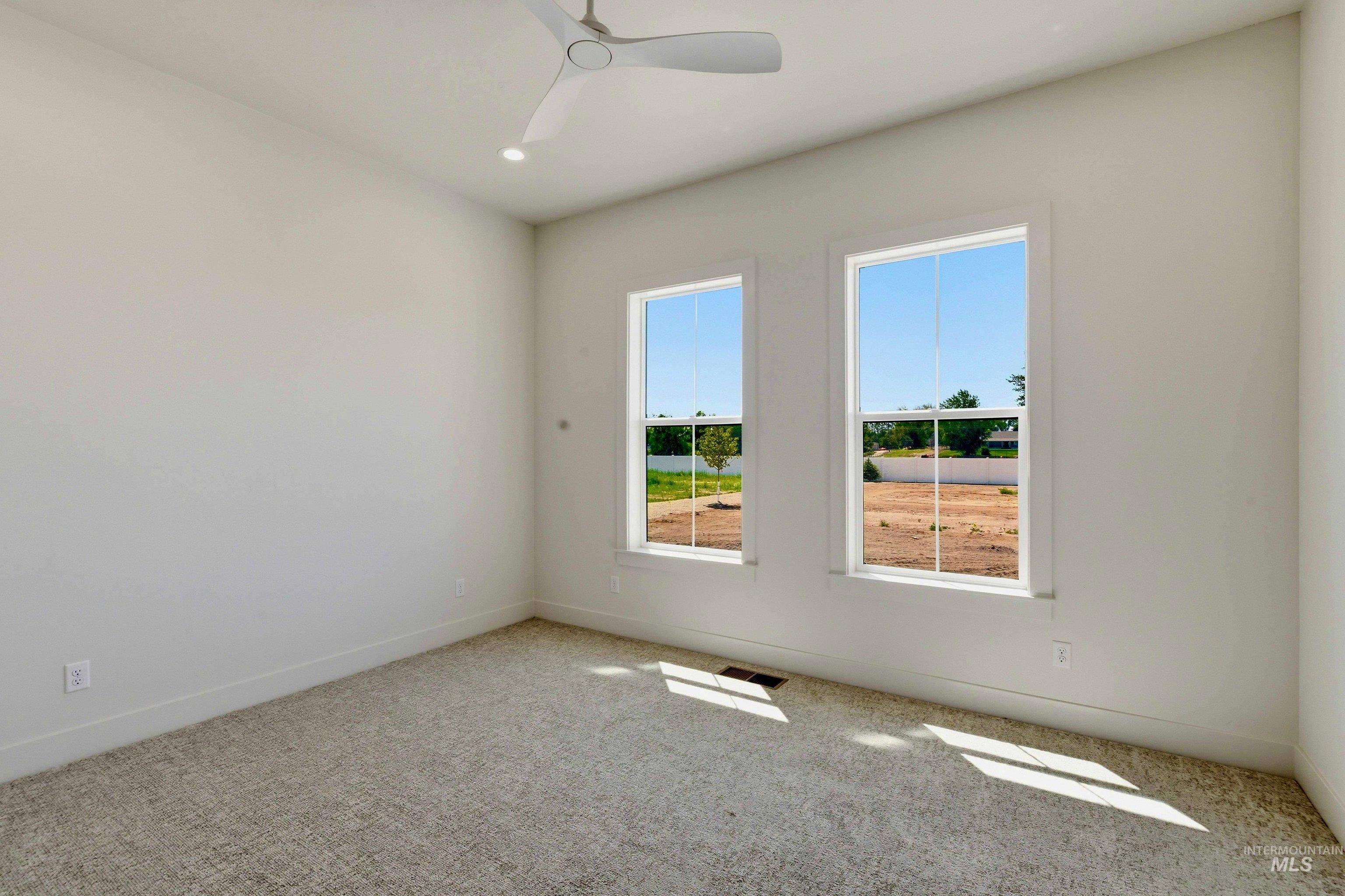 24789 Ardmore Ct Property Photo 39
