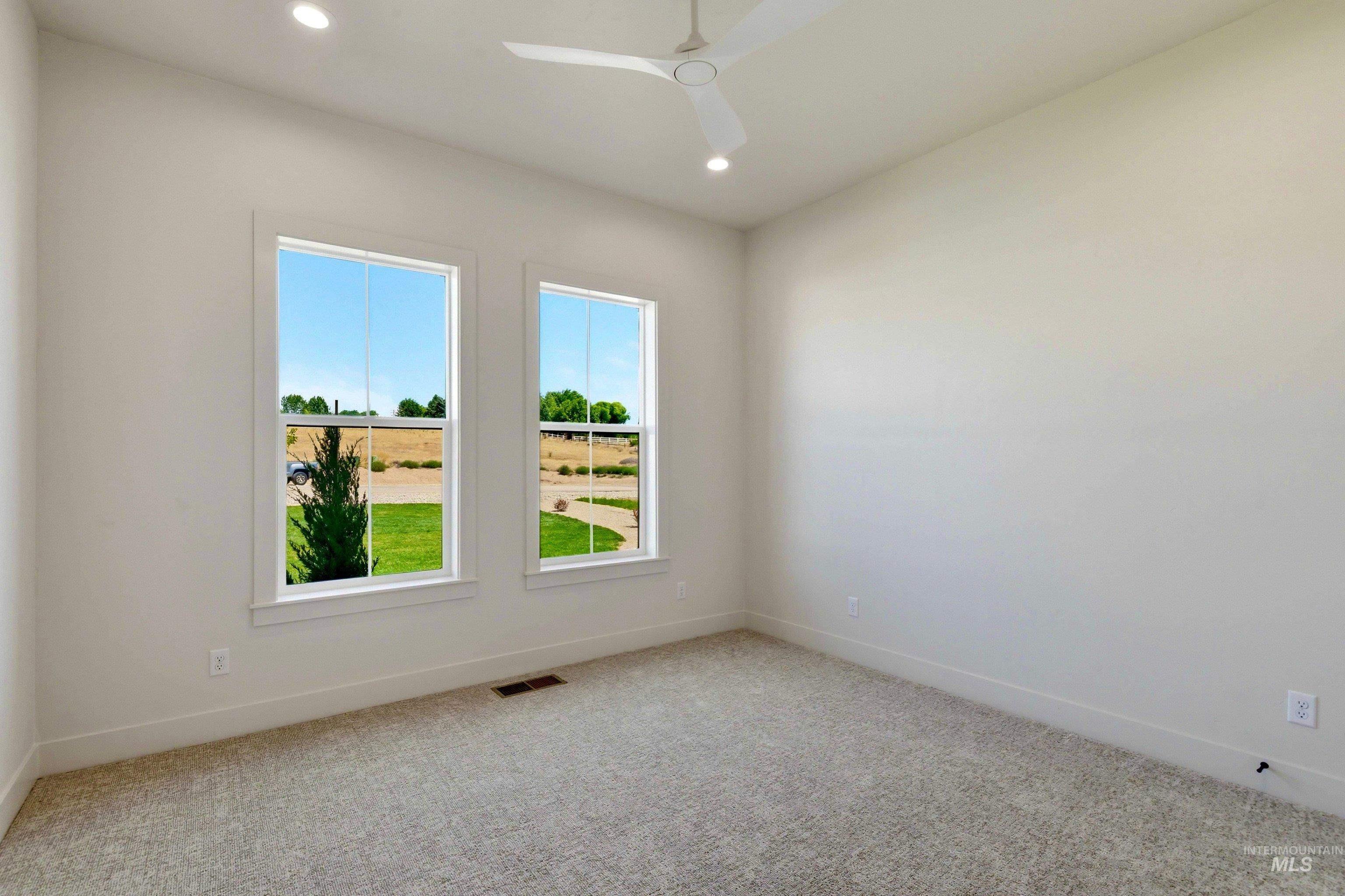 24789 Ardmore Ct Property Photo 42