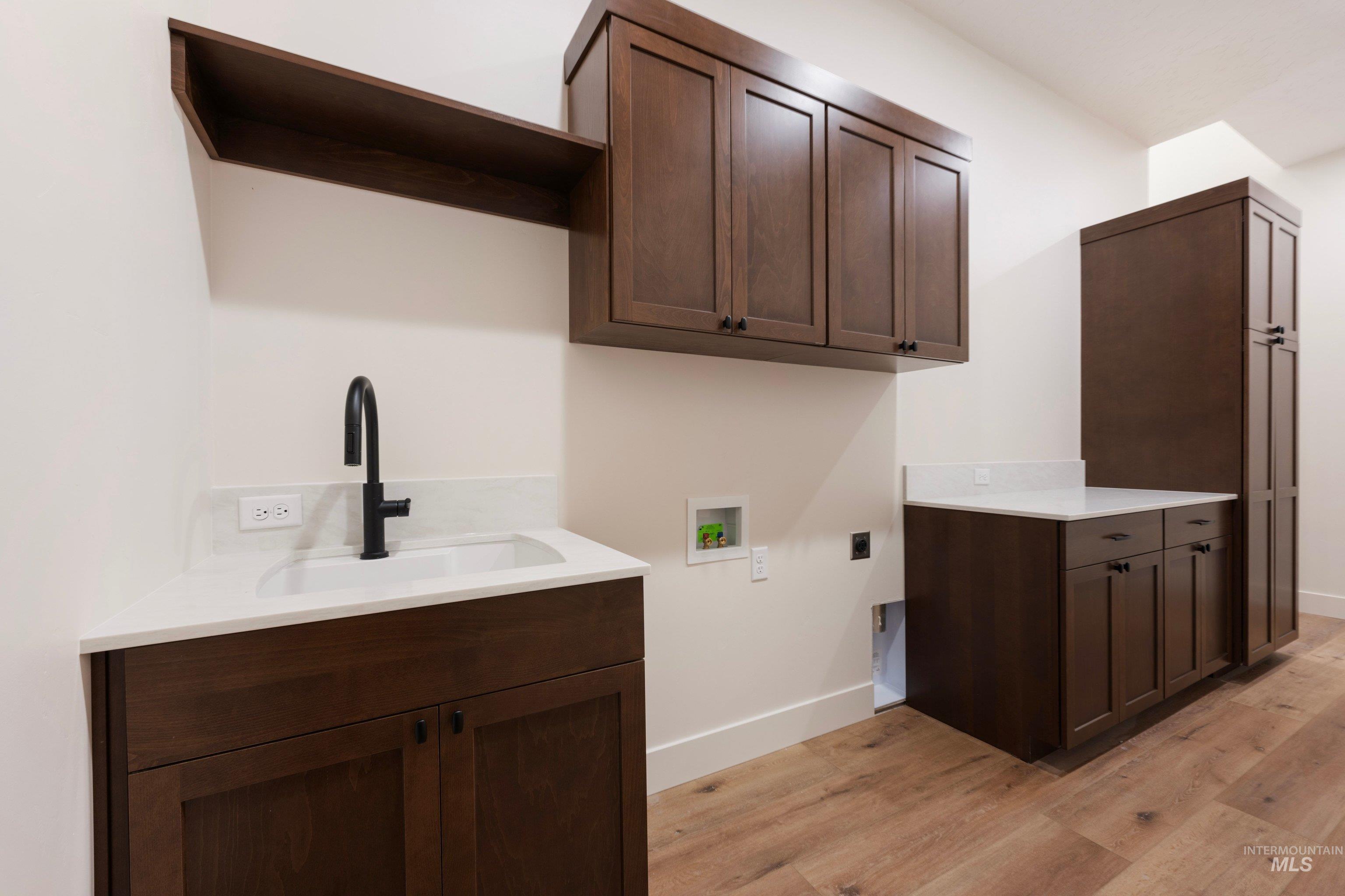 24821 Ardmore Ct Property Photo 44