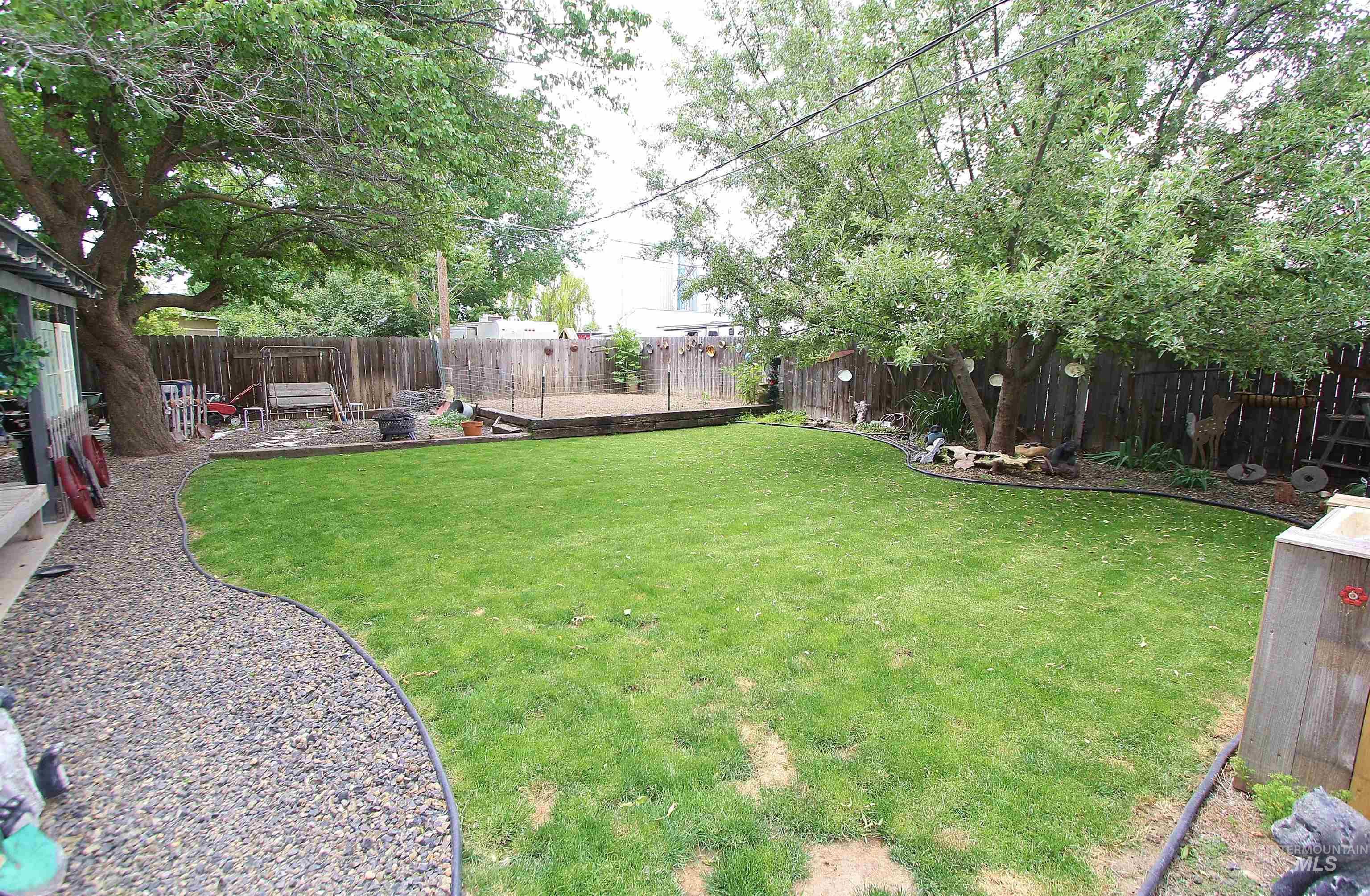 263 N Fargo Ave Property Photo 39