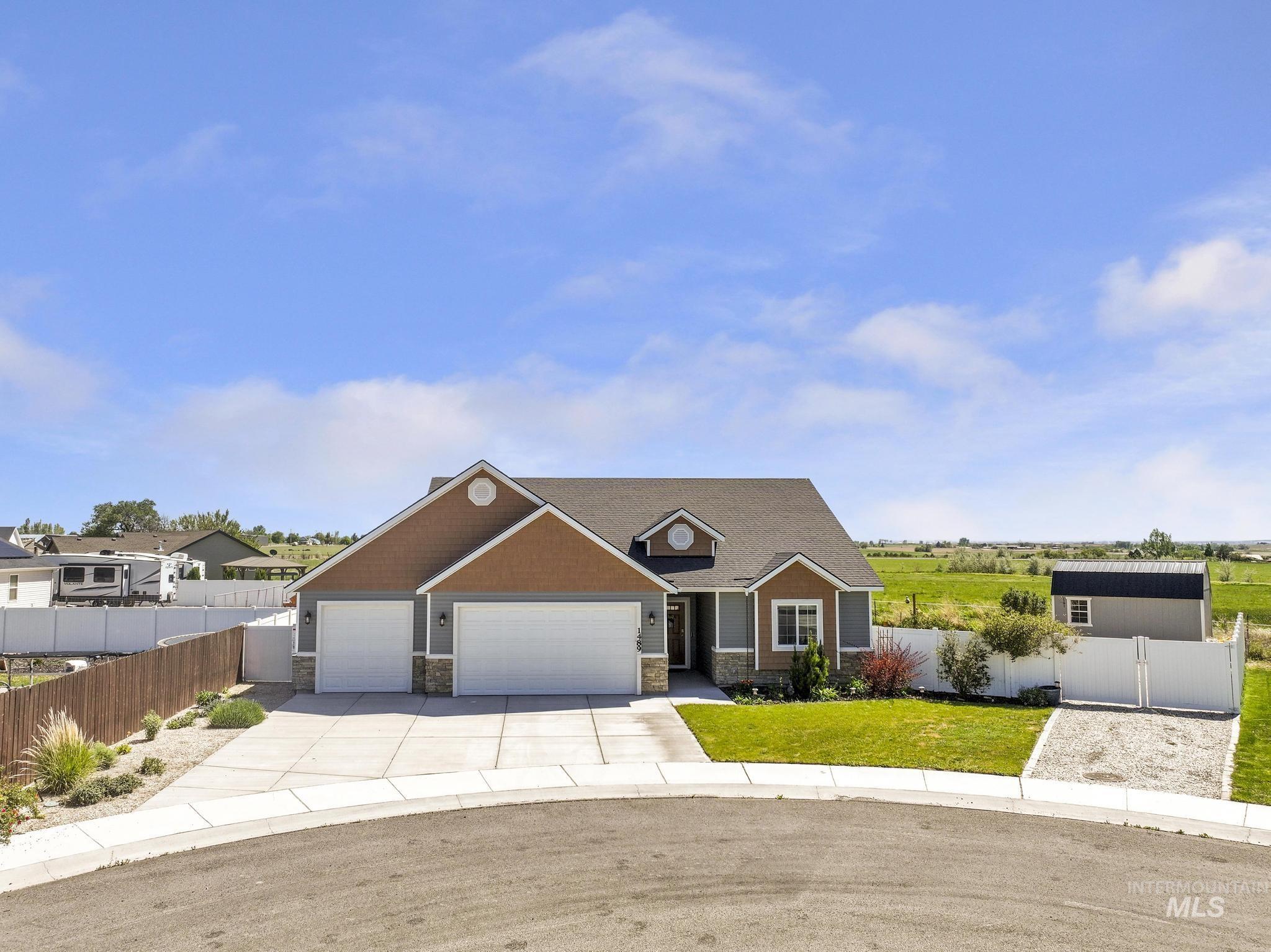 1489 Summer Springs Property Photo 1