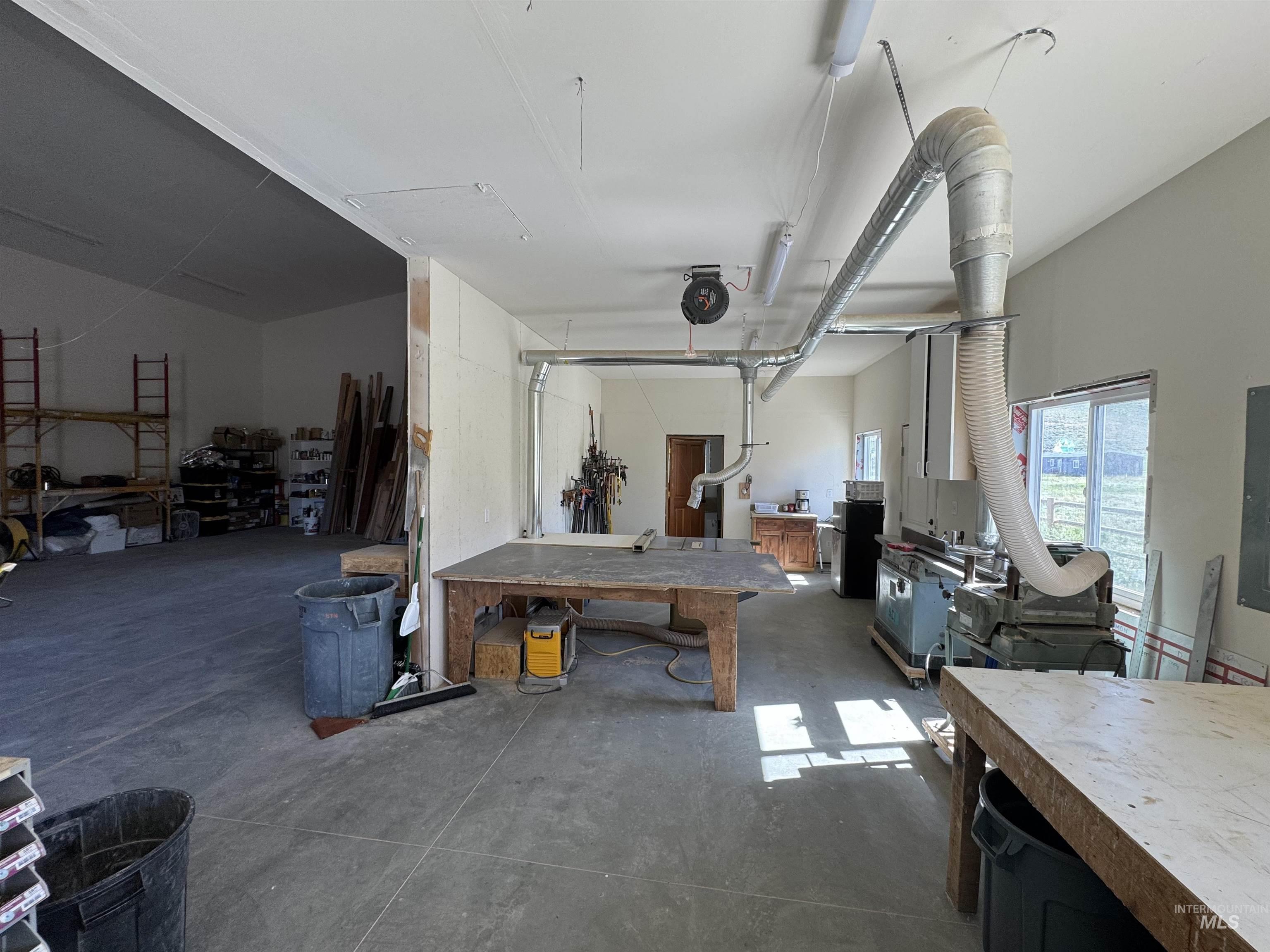 159 E Foothill Drive Property Photo 14