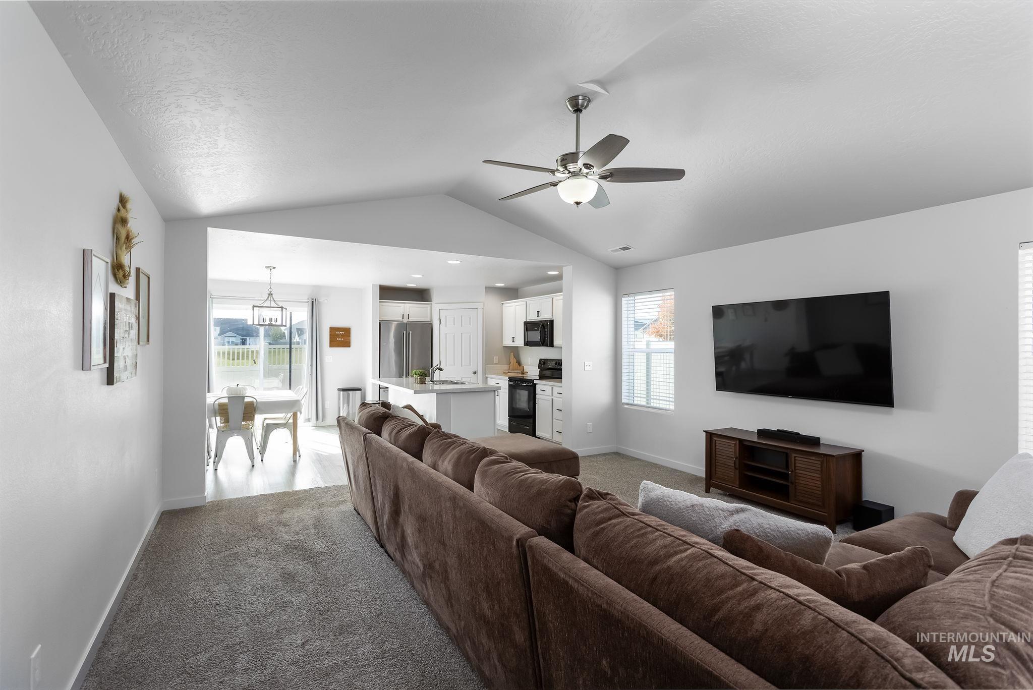 12771 Carkhill Property Photo 5