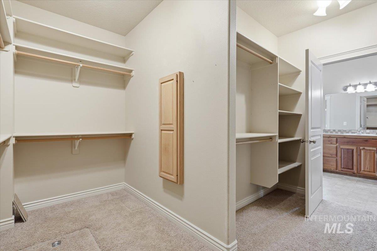 9701 W Penhurst Drive Property Photo 29