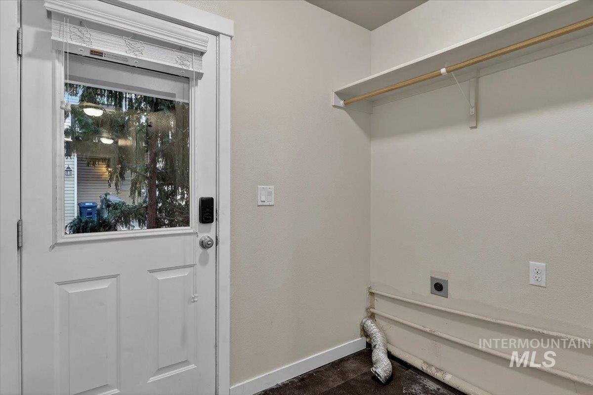 8704 W Pine Valley Ln Property Photo 8
