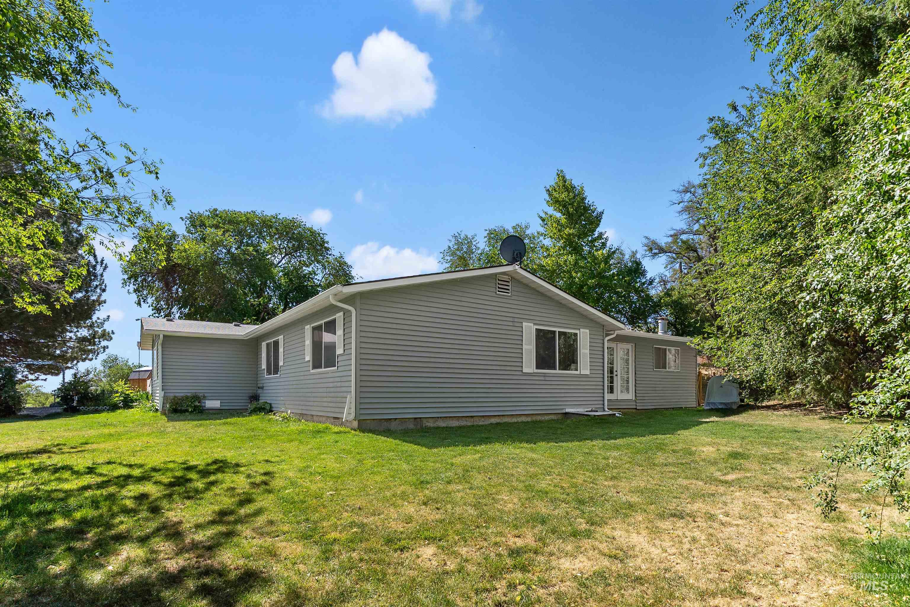 10576 Duck Lane Property Photo 3