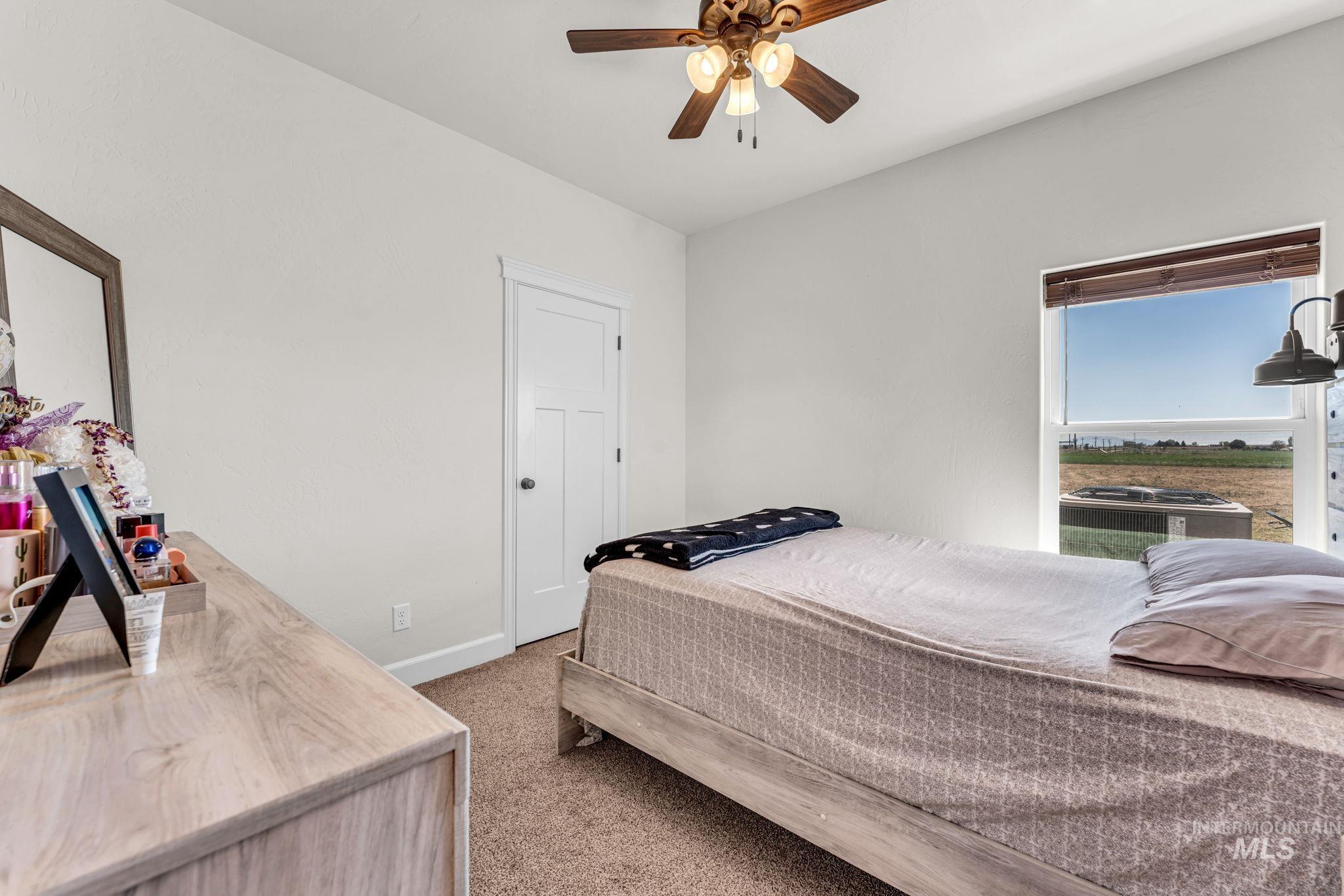 75 S 1050 W Property Photo 6