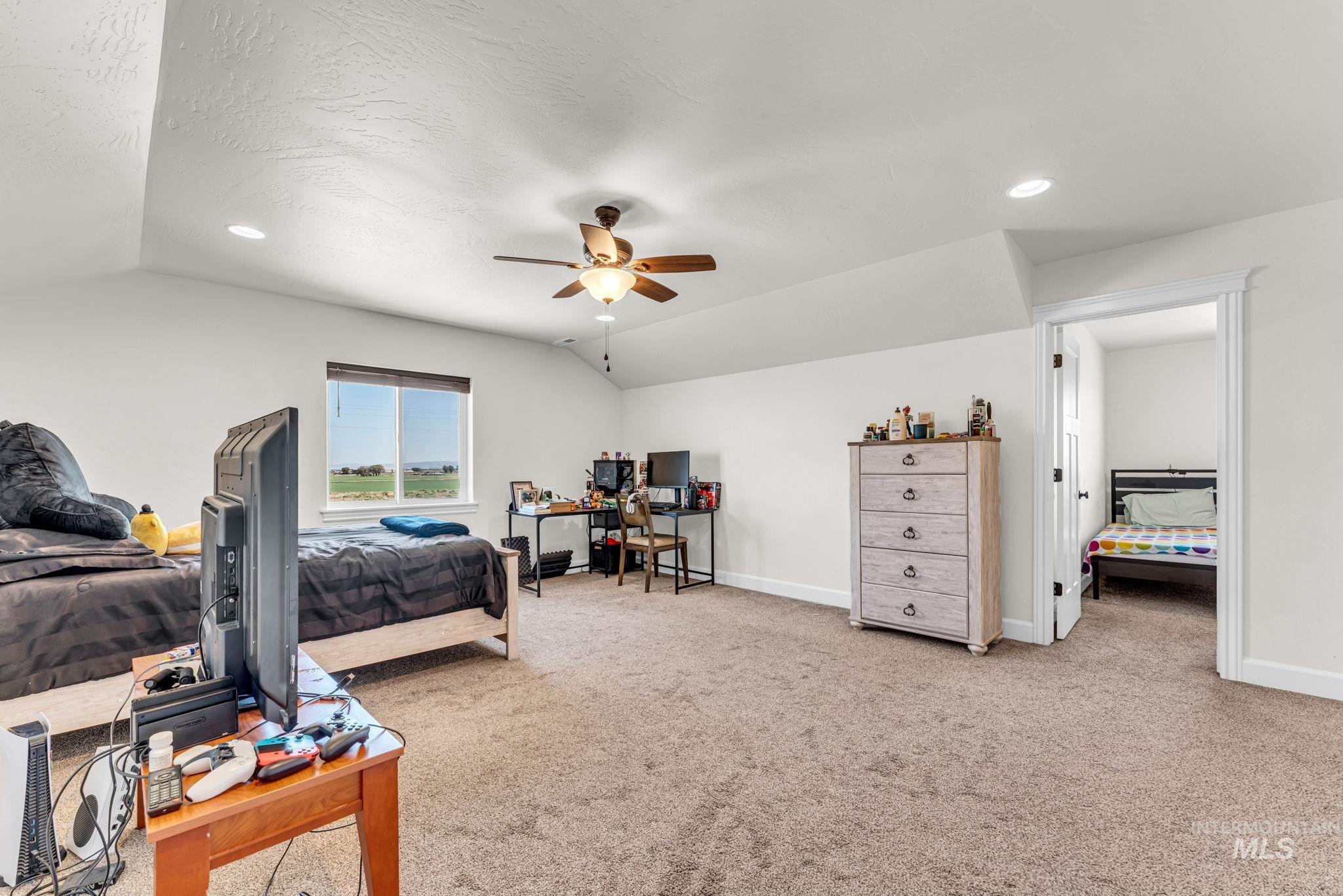 75 S 1050 W Property Photo 26