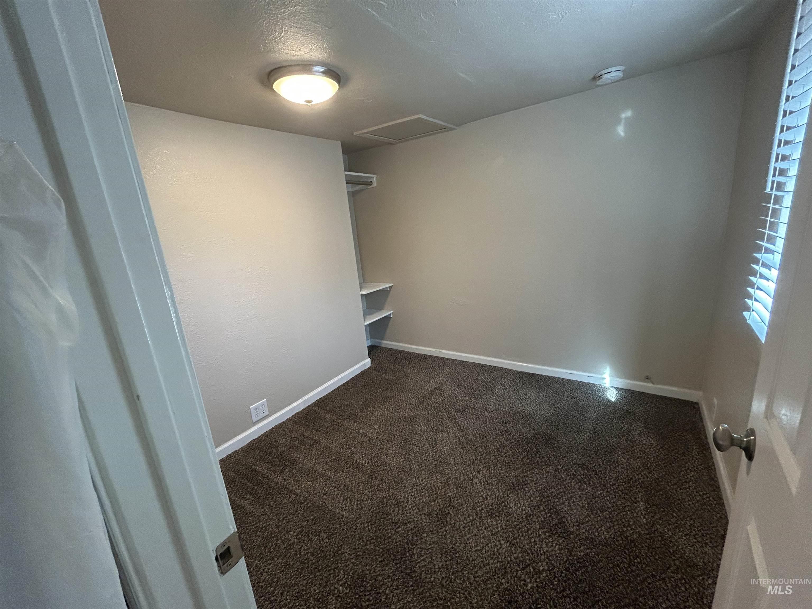 1704 S Vista Ave Property Photo 5