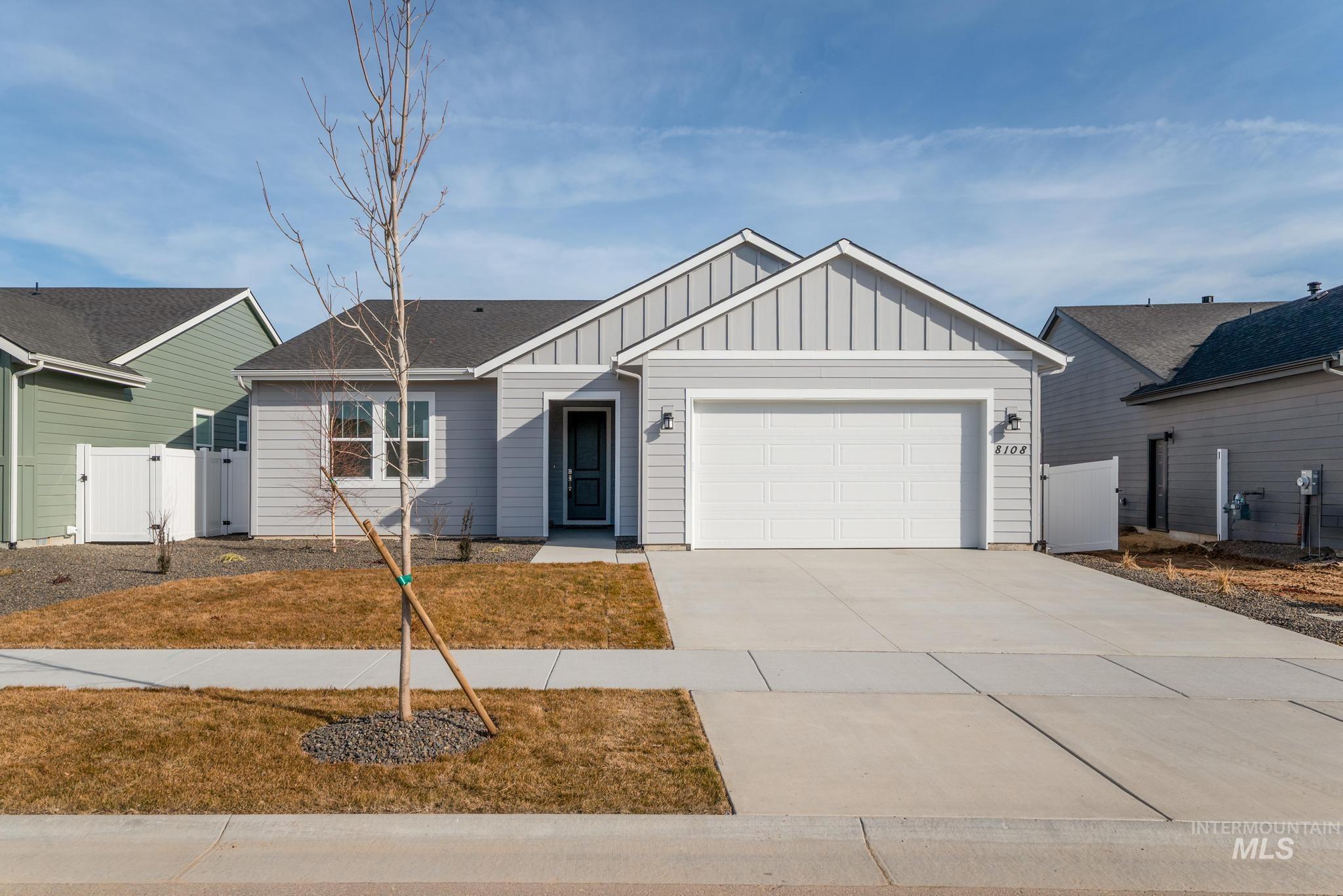 8633 W Millcreek Dr Property Photo 1