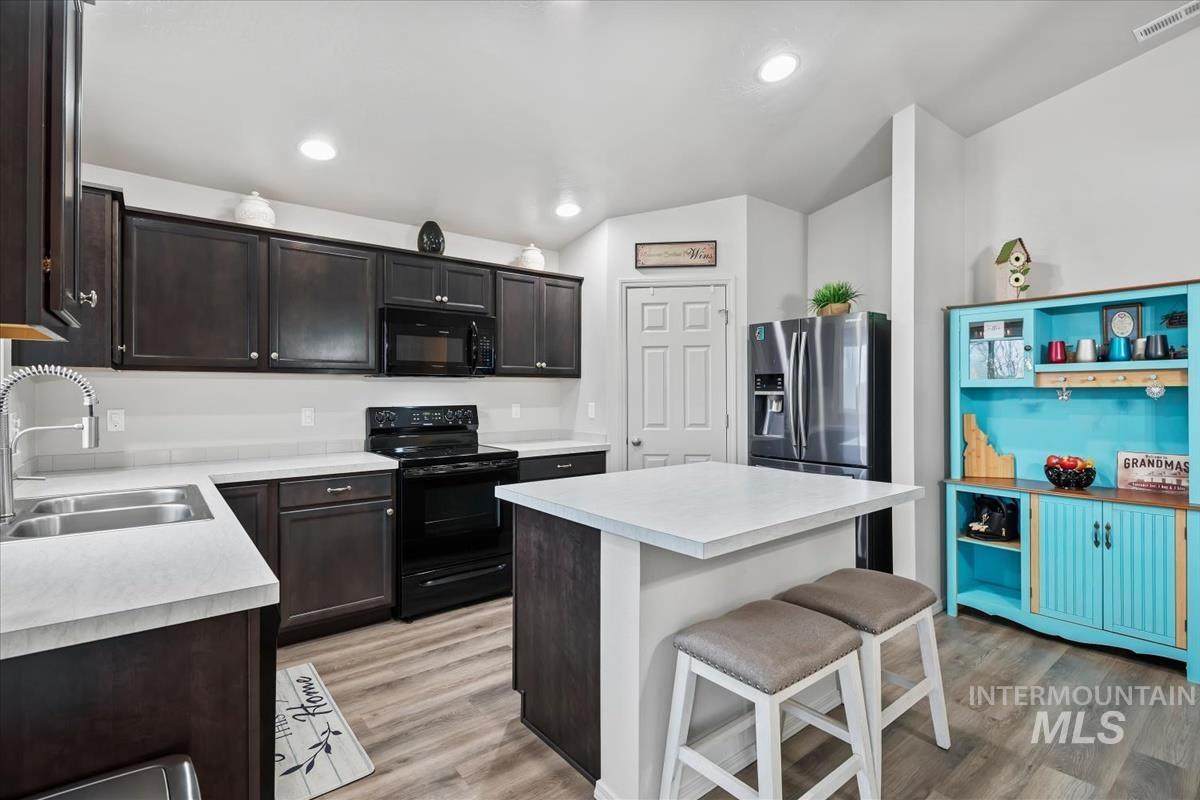 16586 Corrine Ave. Property Photo 6
