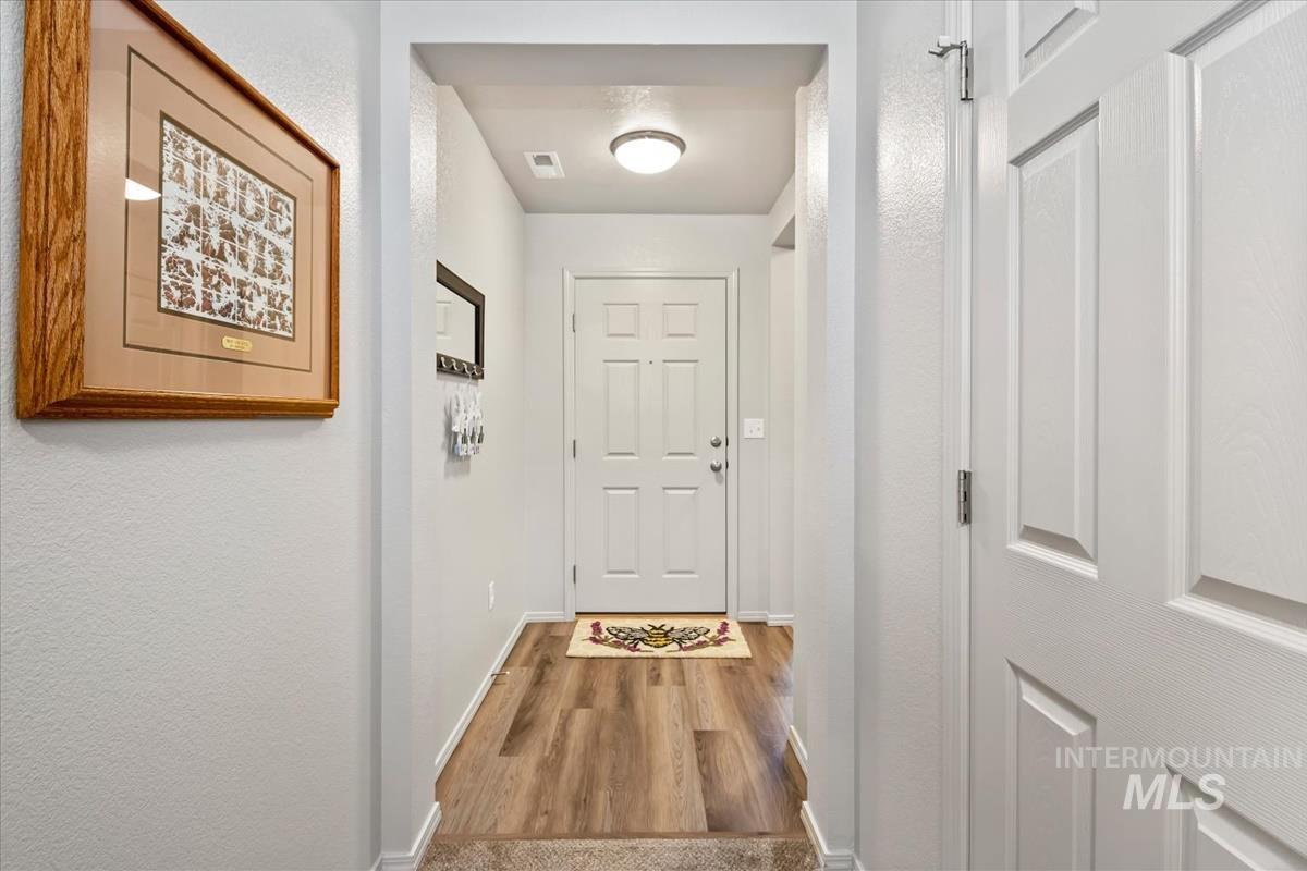 16586 Corrine Ave. Property Photo 16