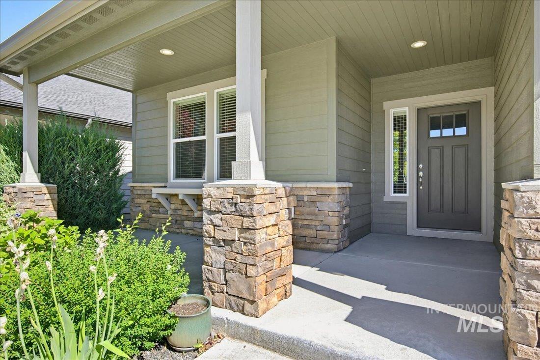 12460 W Azure St Property Photo 2