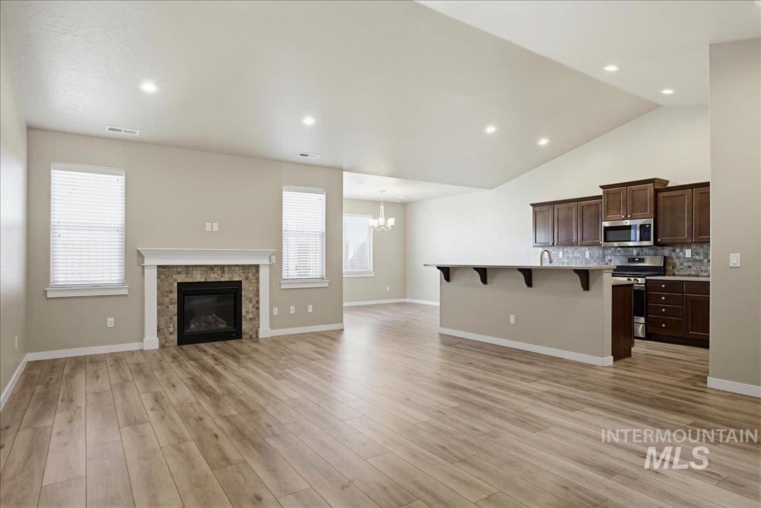 12460 W Azure St Property Photo 6