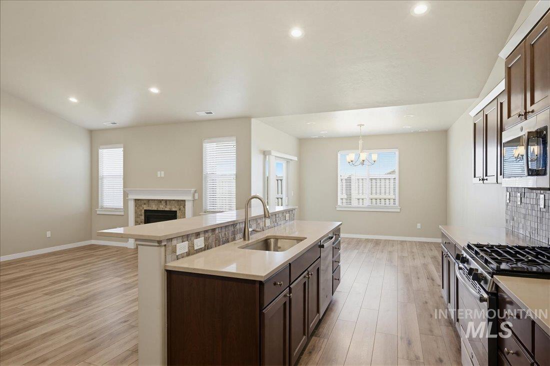 12460 W Azure St Property Photo 12