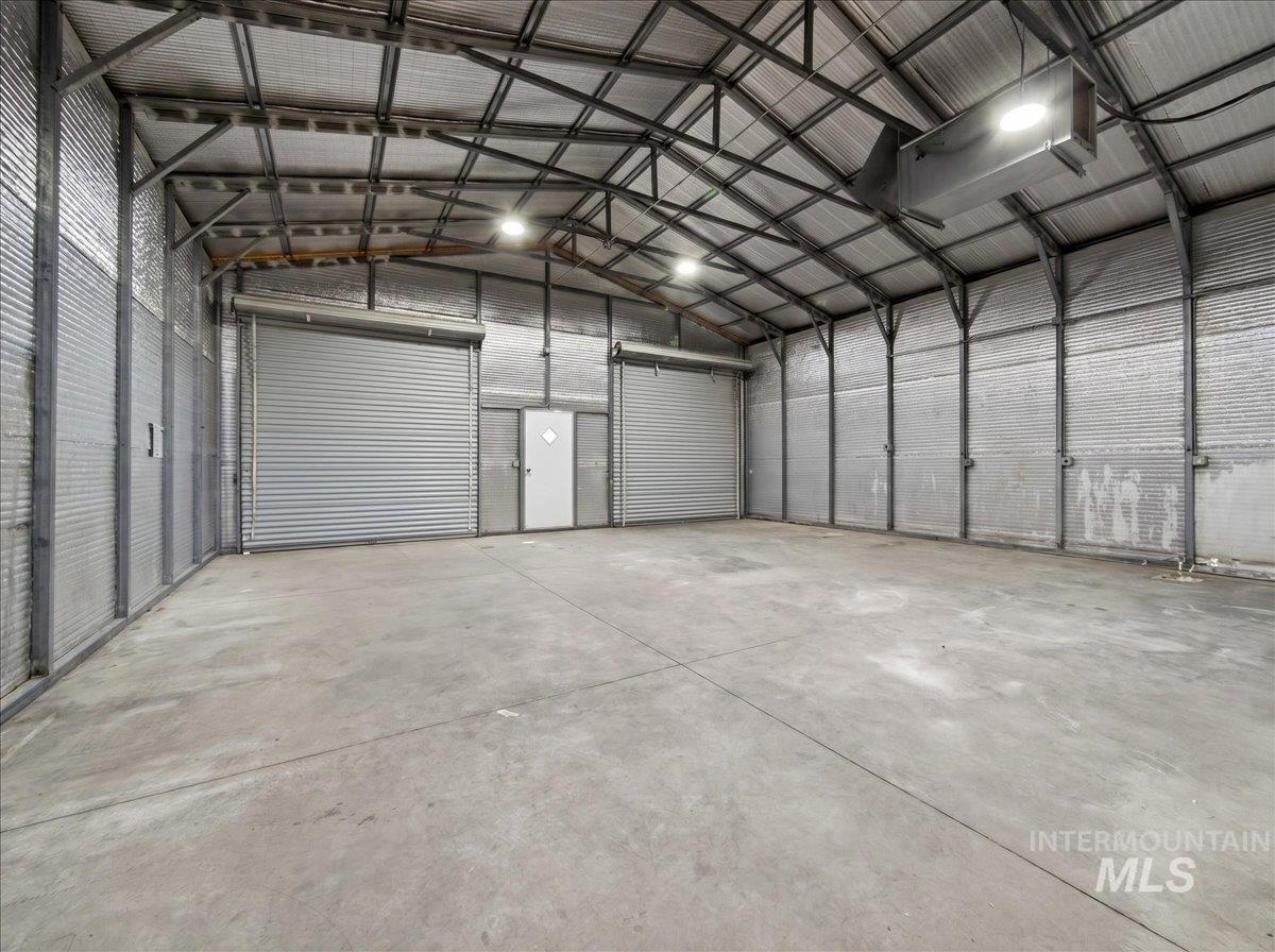 111 S Hayes Street Property Photo 43