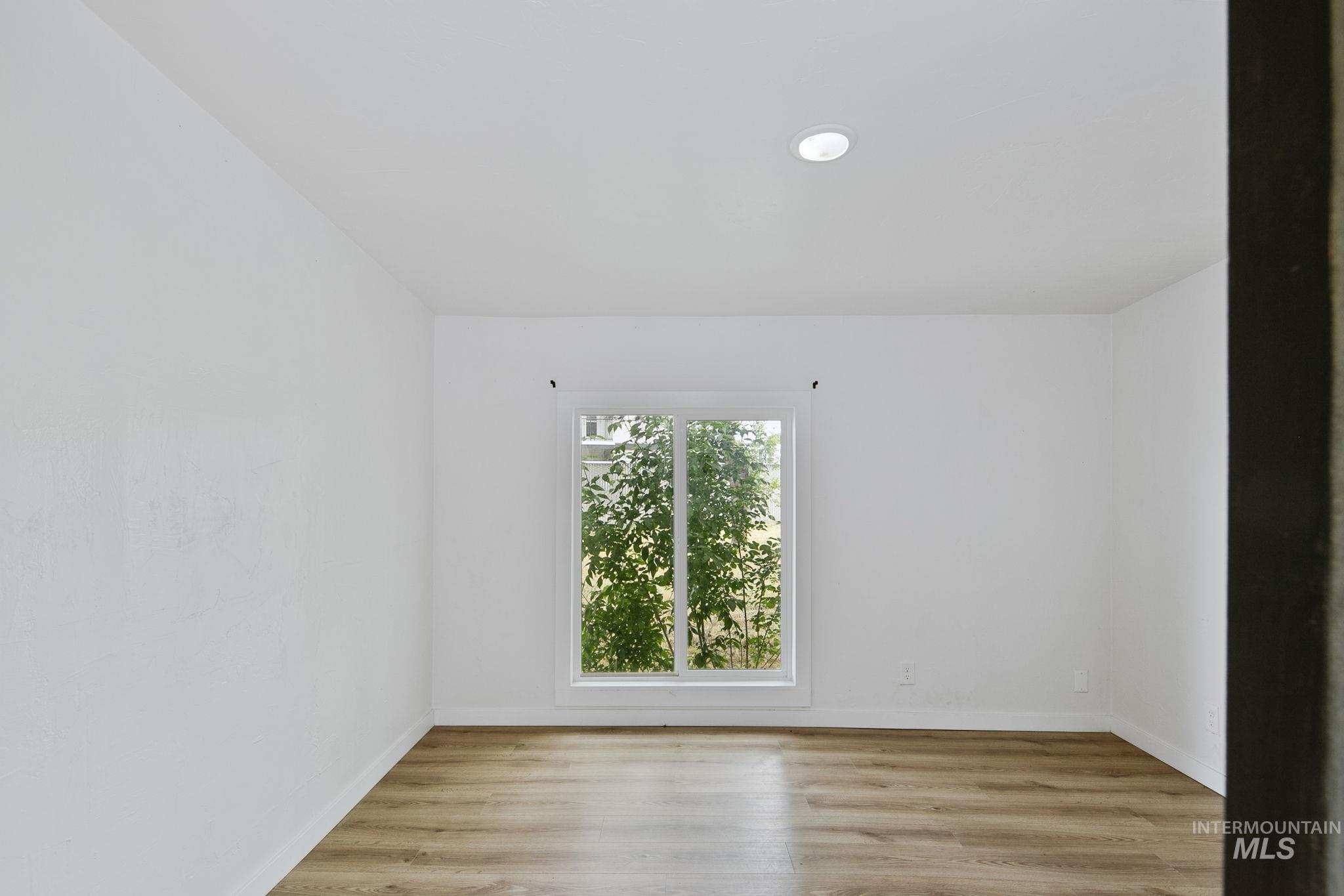 1410 W Flamingo Avenue #108 Property Photo 27