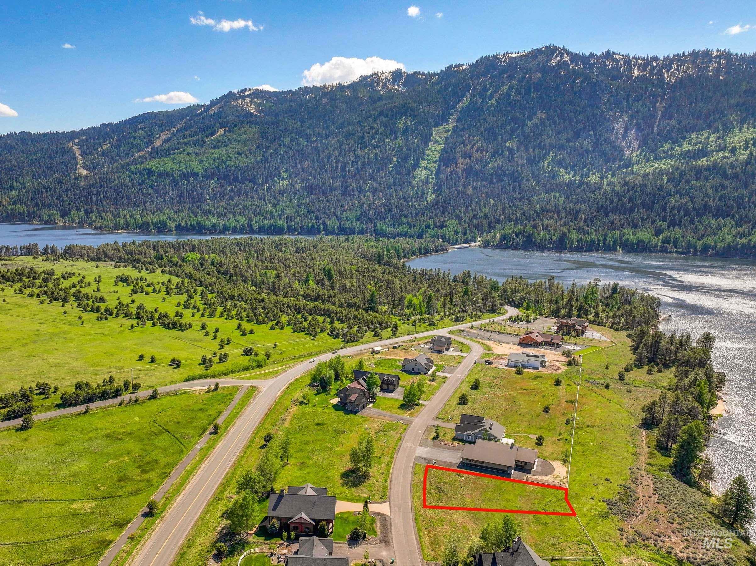 13117 Hawks Bay Road Property Photo 9