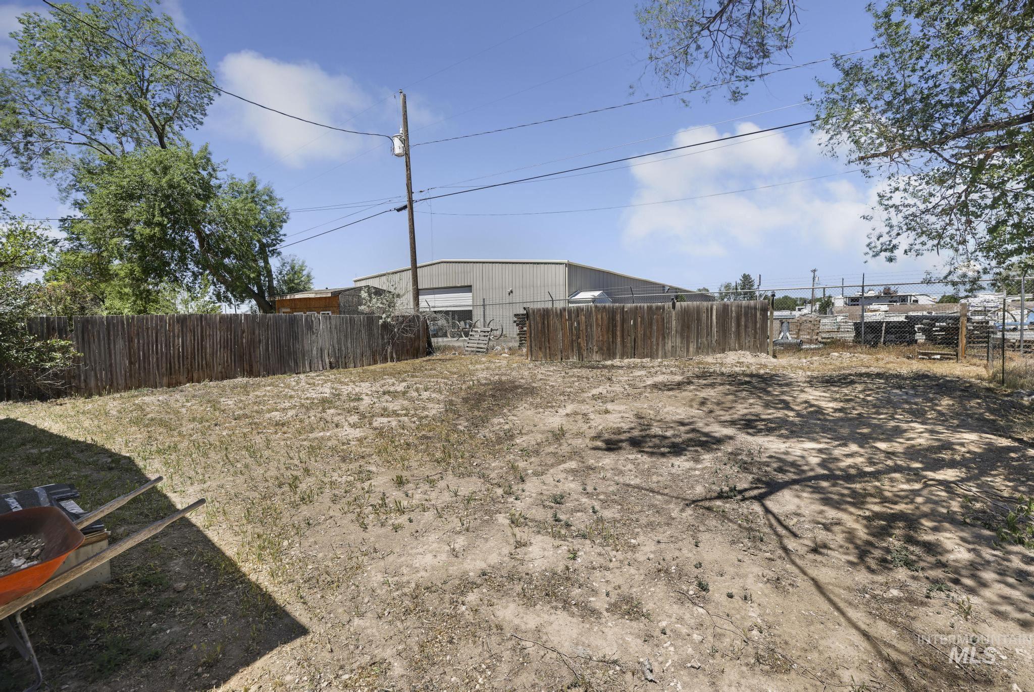 1042 2nd Ave. W Property Photo 31