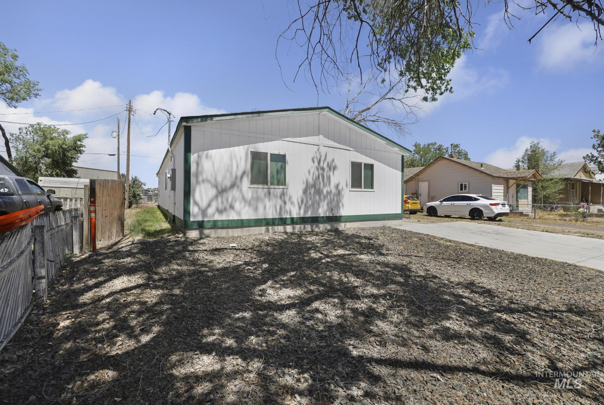 1042 2nd Ave. W Property Photo 32