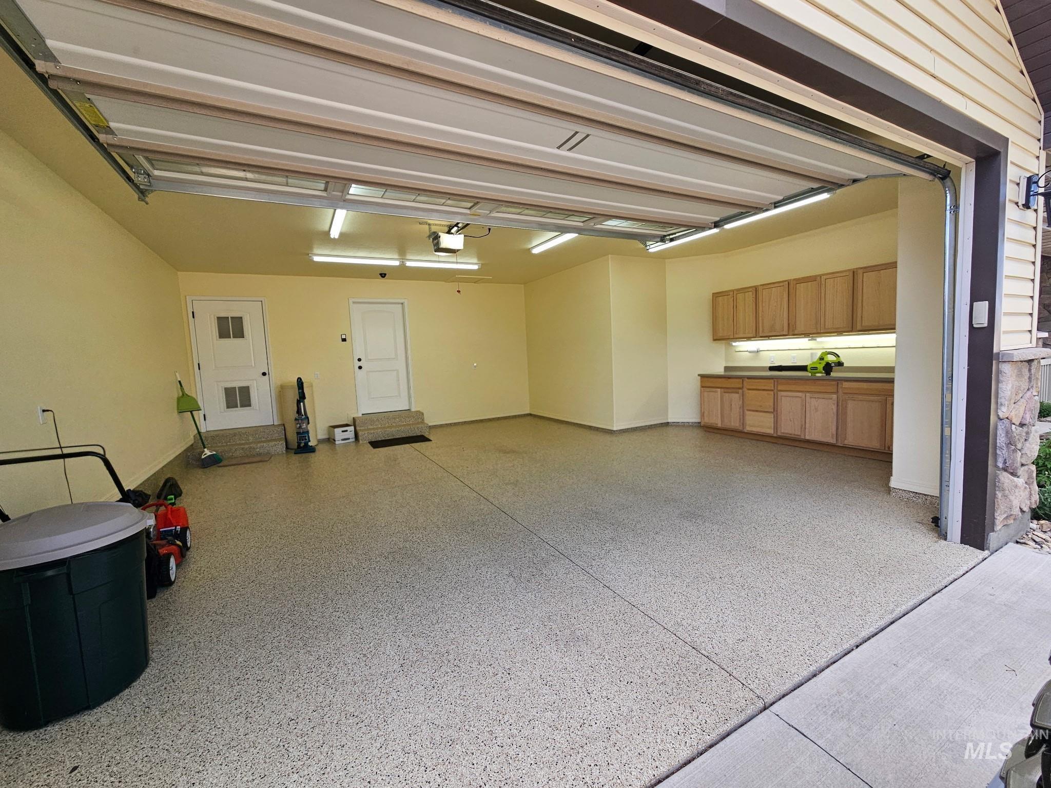 805 Woodland Property Photo 13
