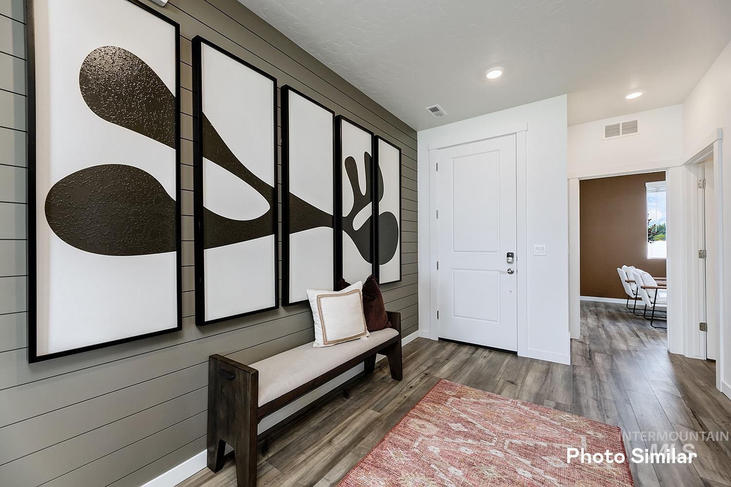 9082 W Happy Day Dr Property Photo 3