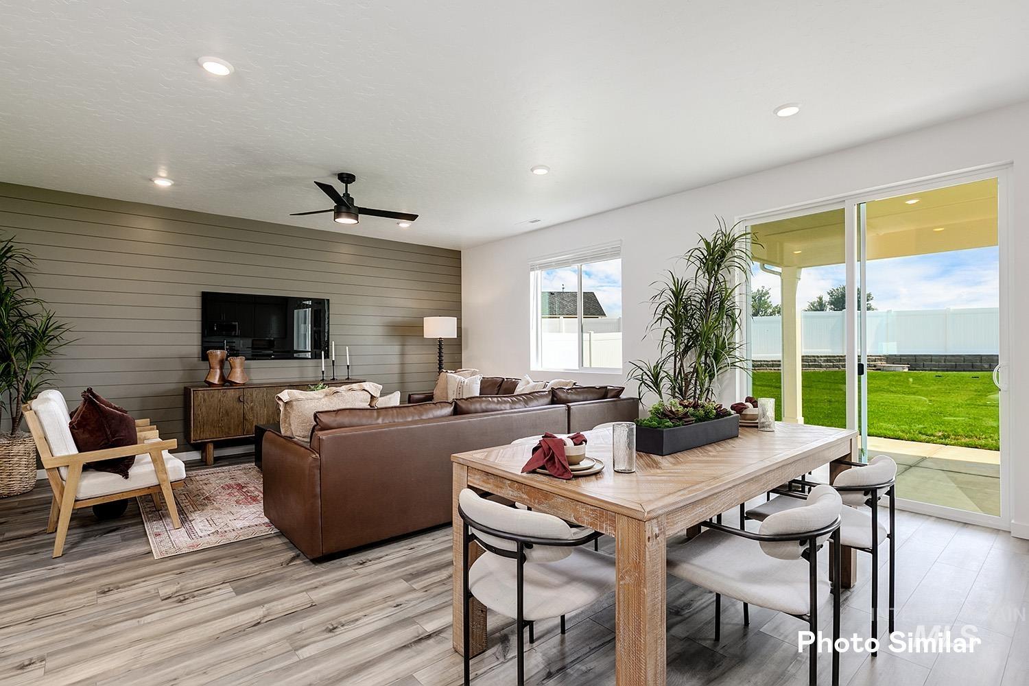 9082 W Happy Day Dr Property Photo 7