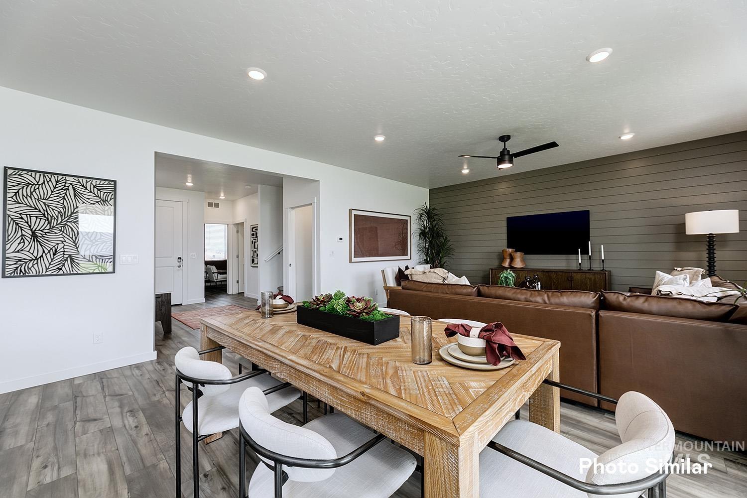 9082 W Happy Day Dr Property Photo 8