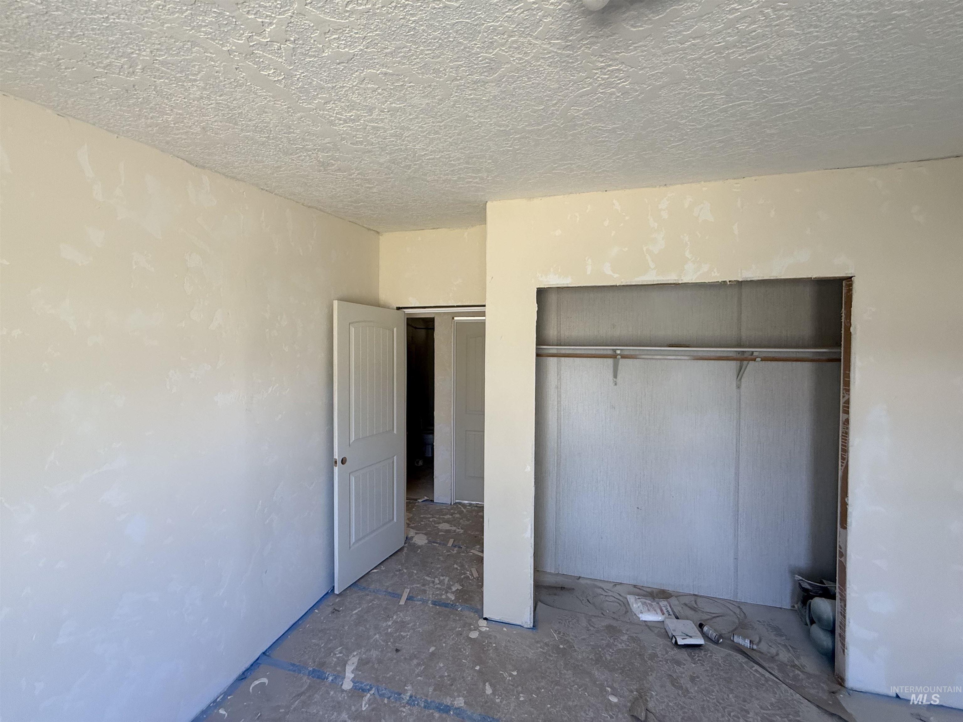 15311 Lake Shore Dr. Property Photo 3