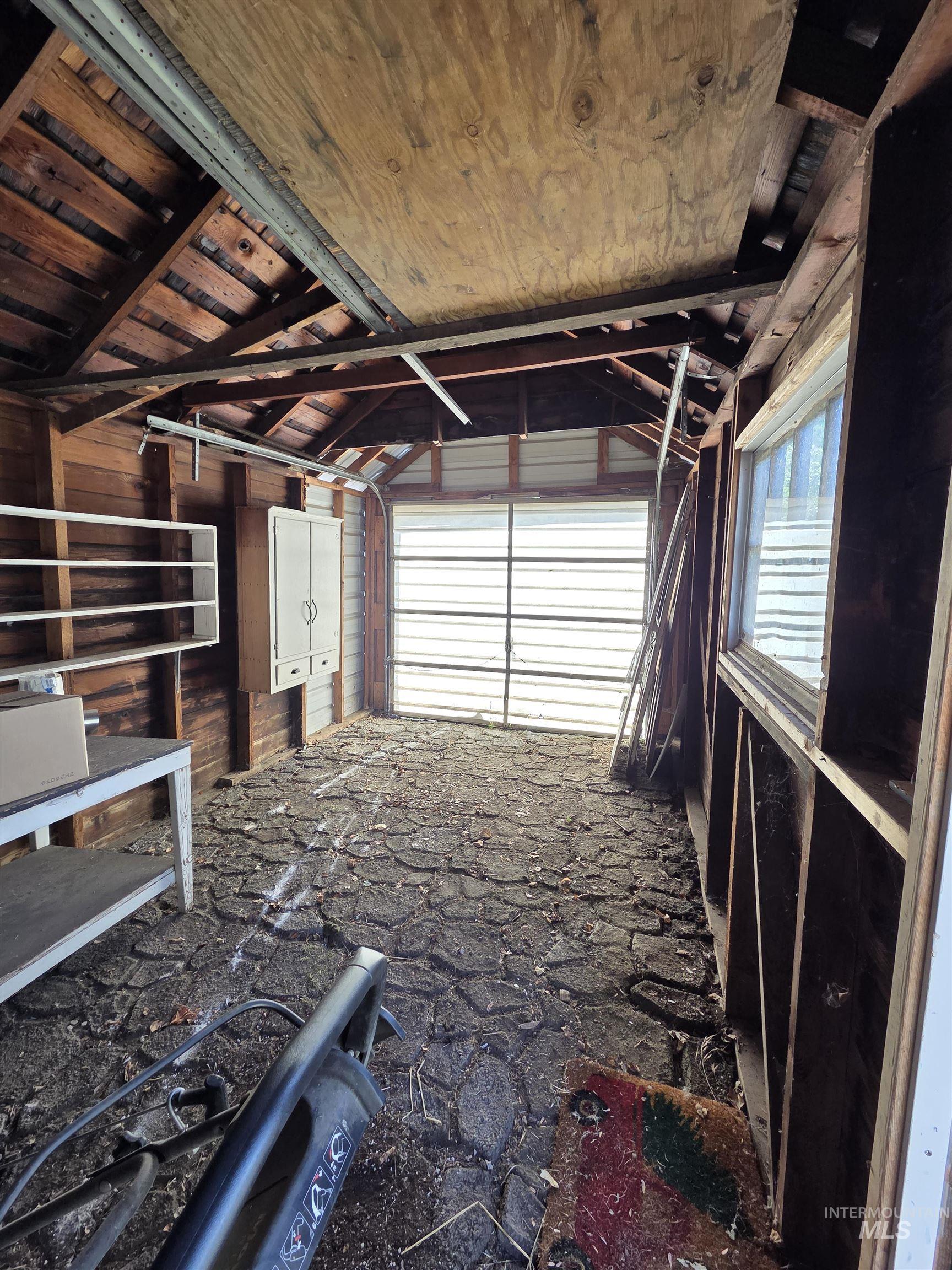 854 Columbia St Property Photo 19