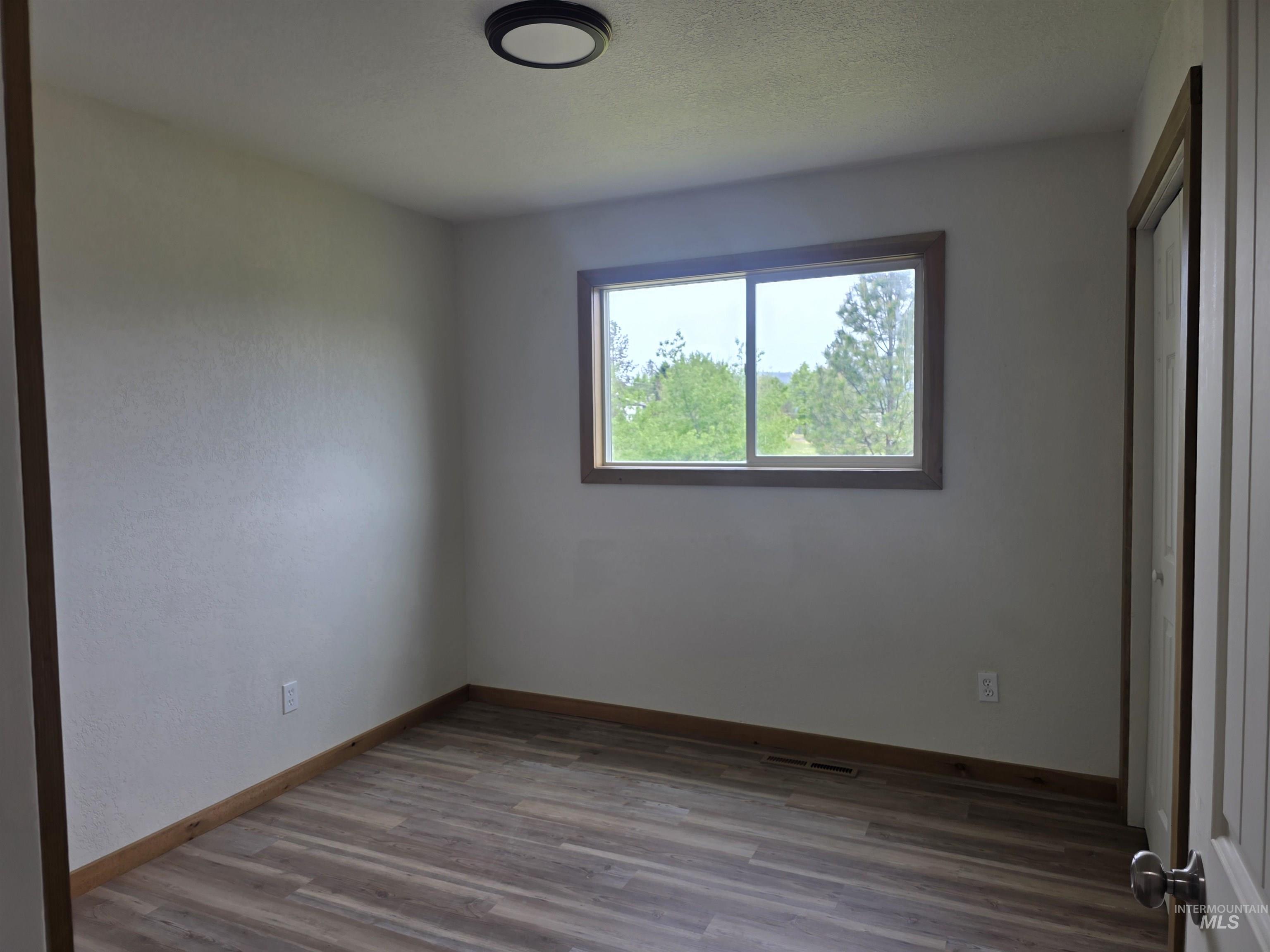 310 Fir Rd Property Photo 25