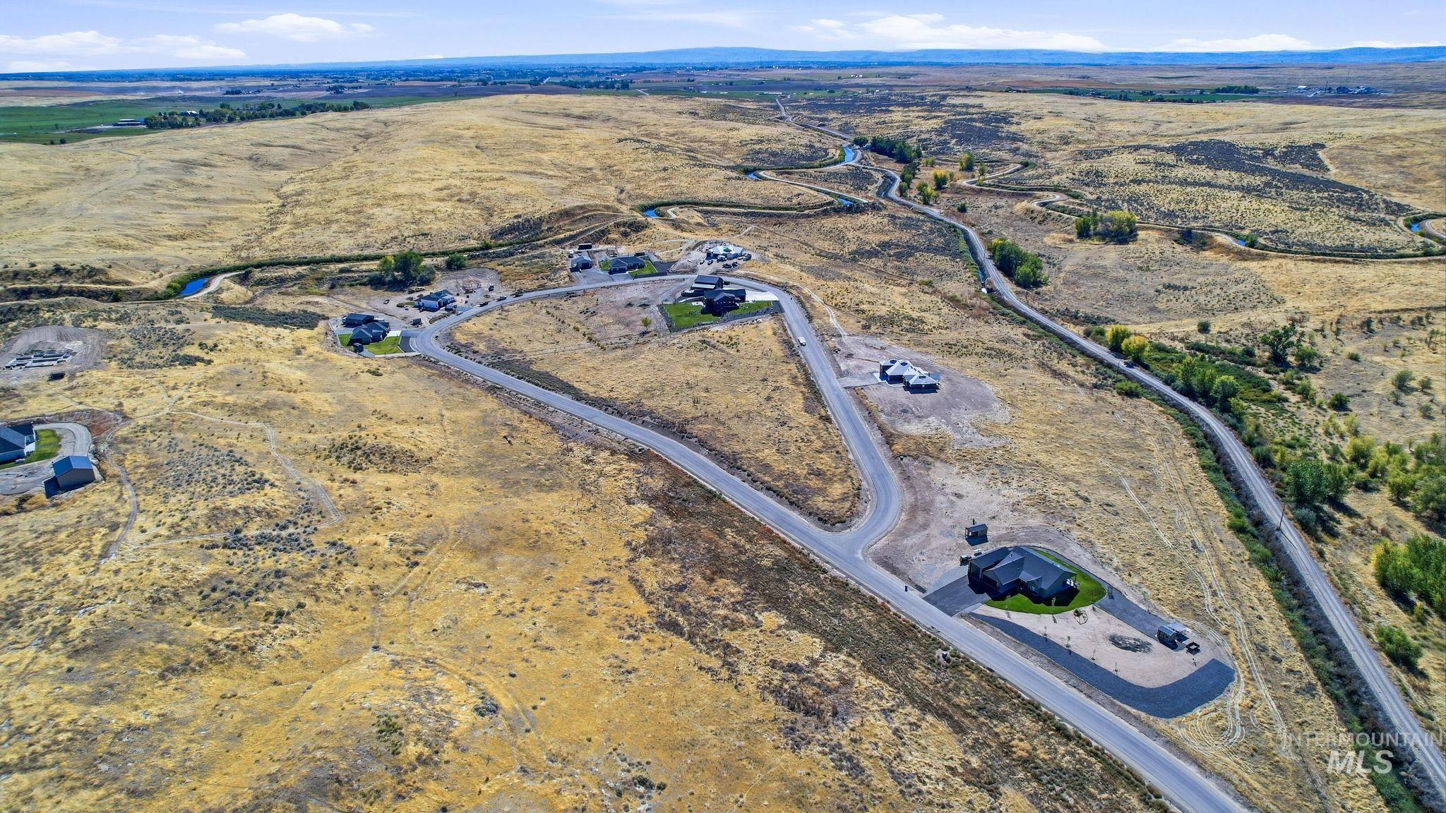 3288 Fly By Rd Property Photo 11
