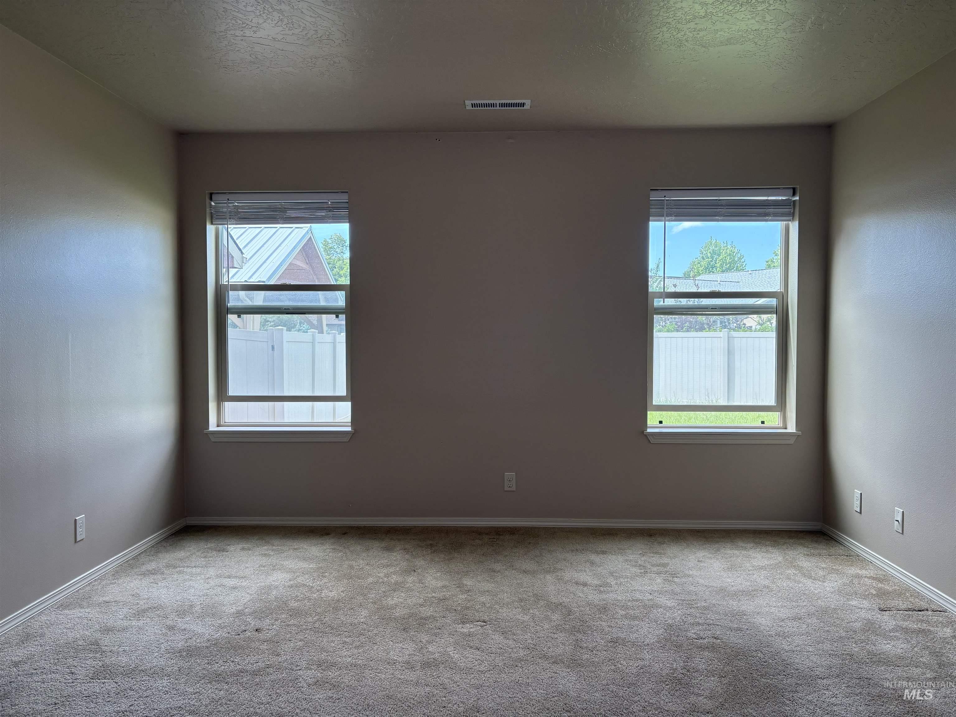 7592 W Baron Ln Property Photo 7