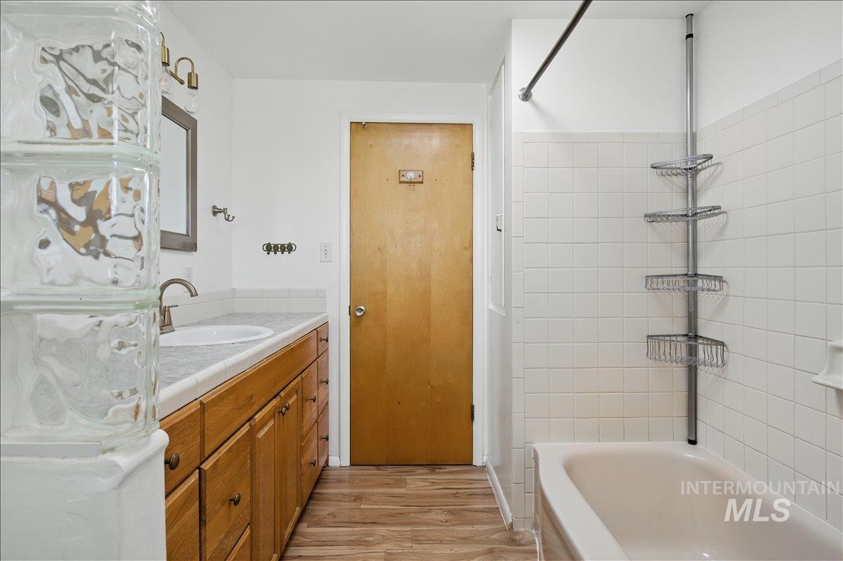 303 W Pine Ave Property Photo 11