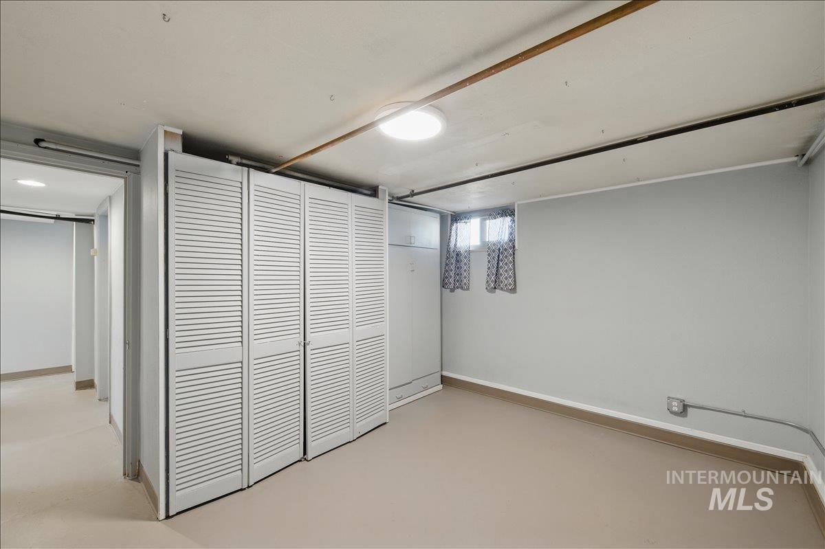 303 W Pine Ave Property Photo 15