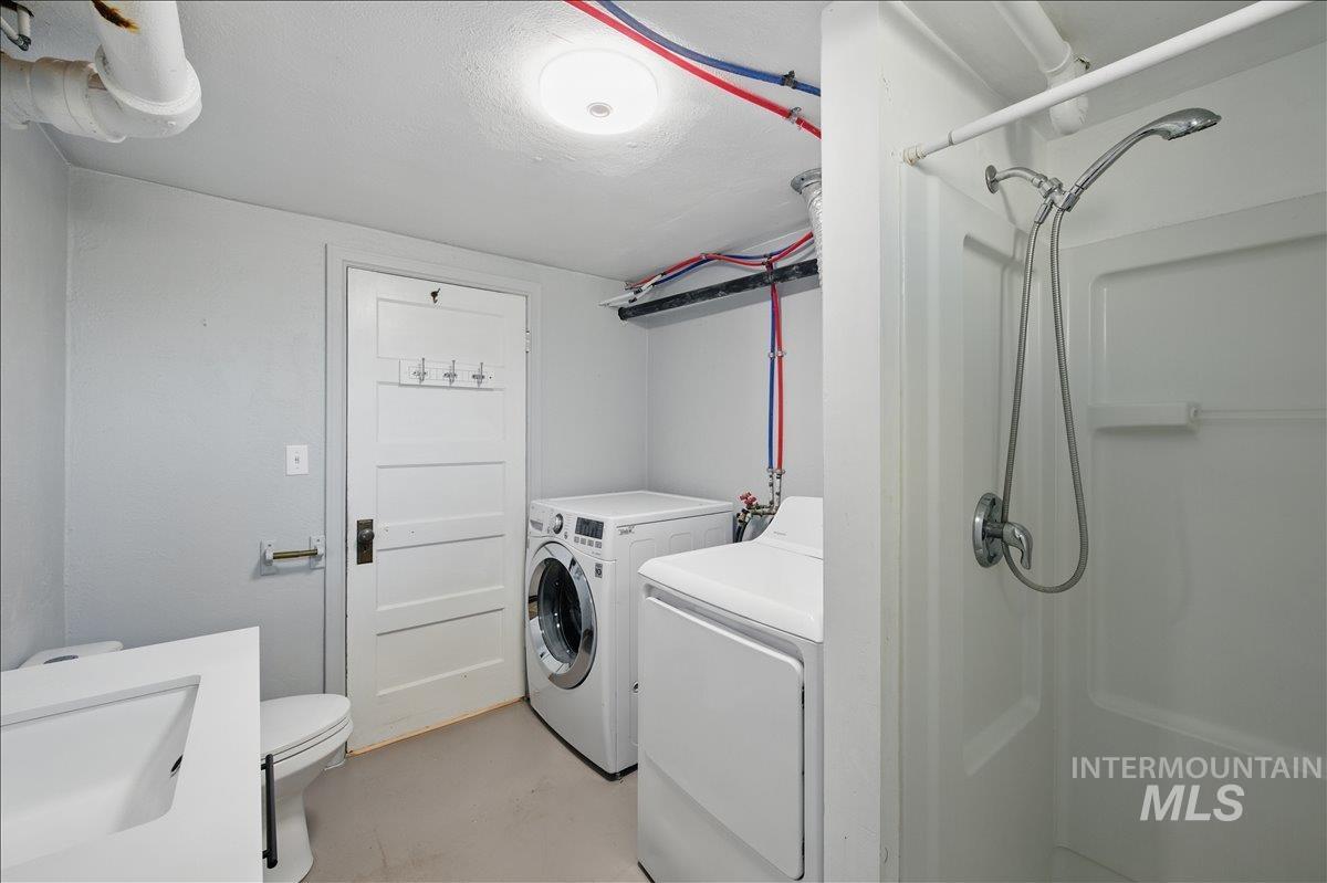 303 W Pine Ave Property Photo 19