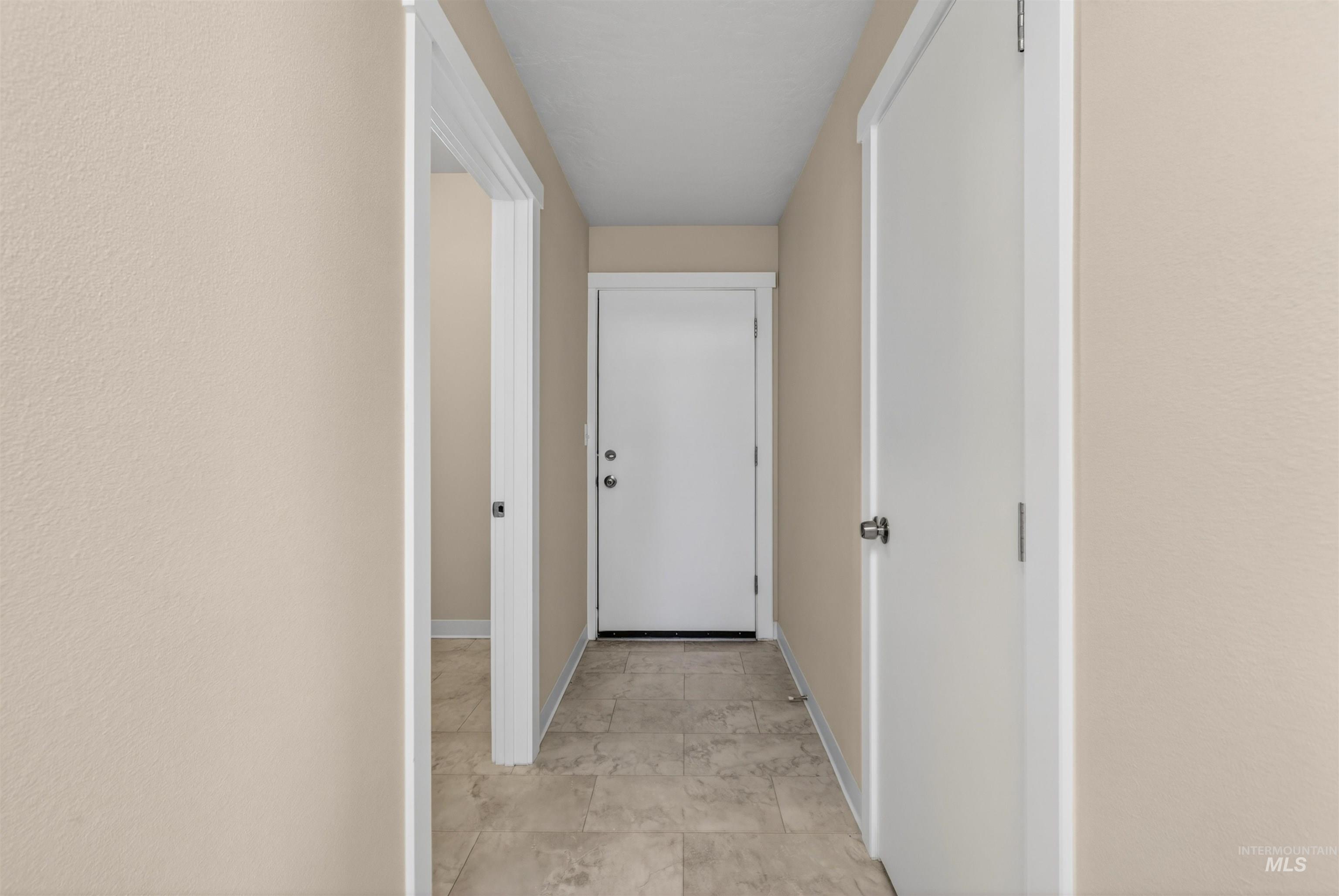 619 Diagonal Street Property Photo 29