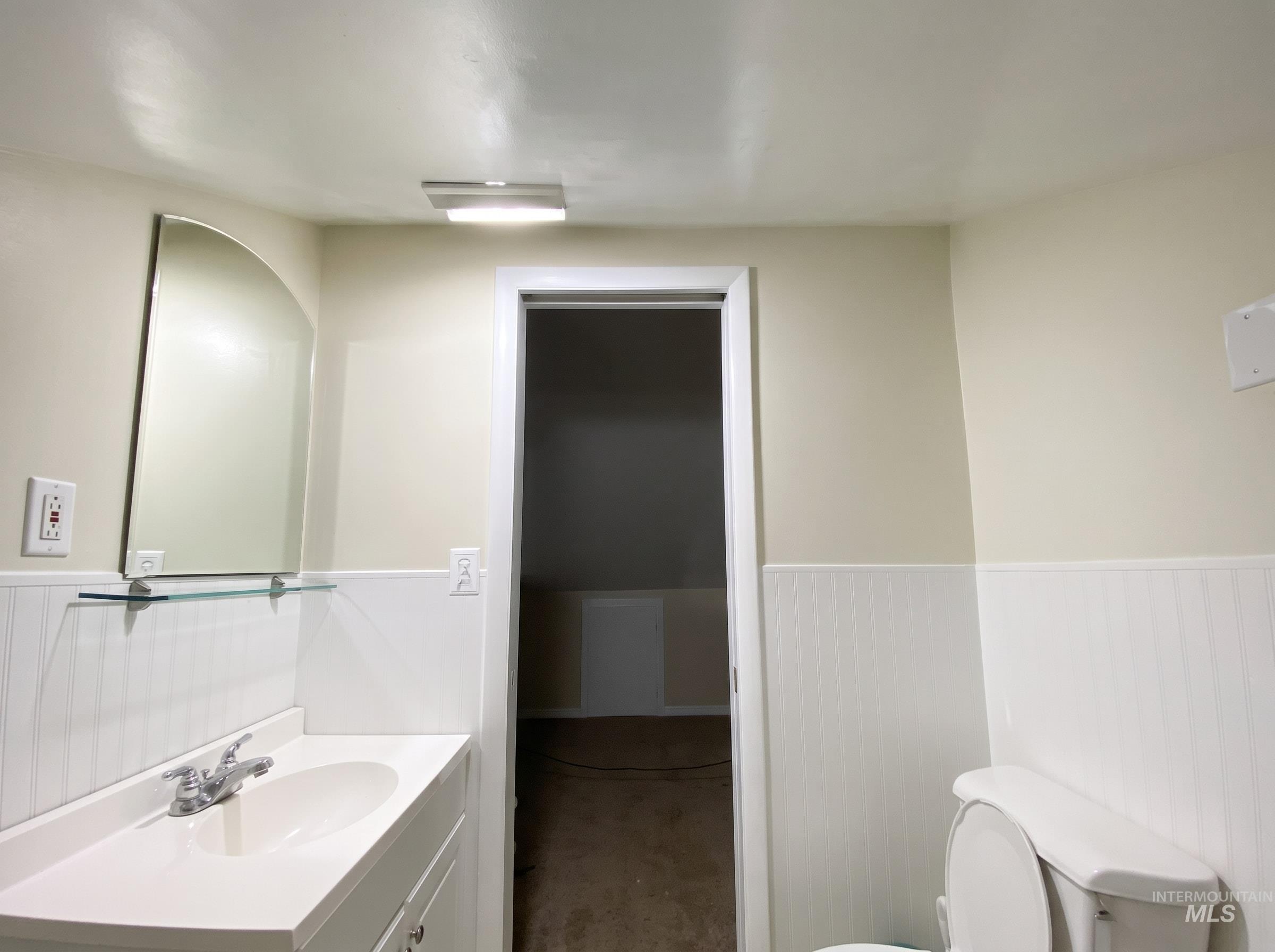 1034 Maurice St Property Photo 9