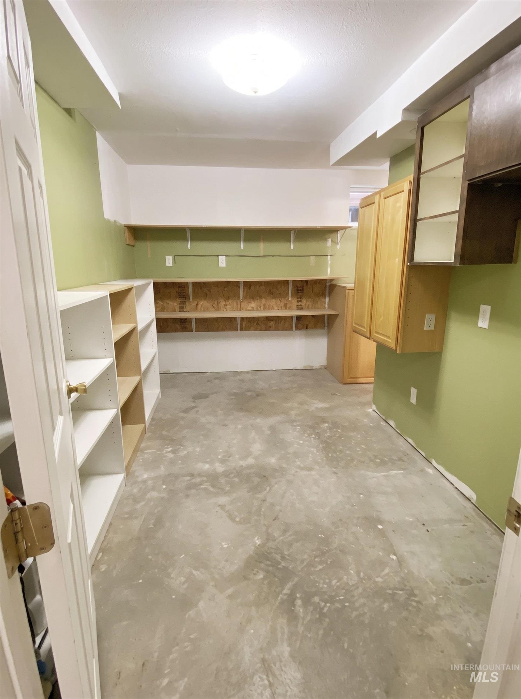 1034 Maurice St Property Photo 31