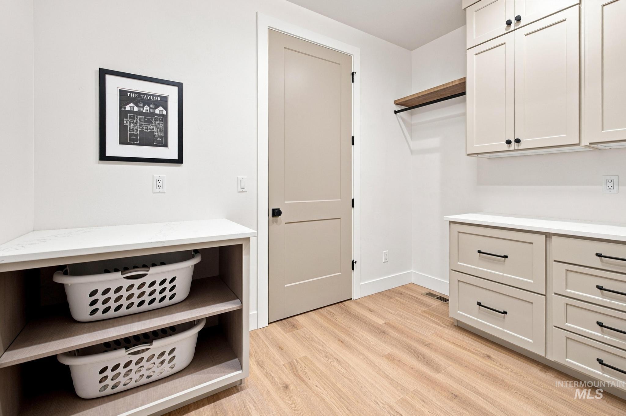 2748 E 4247 N Property Photo 31
