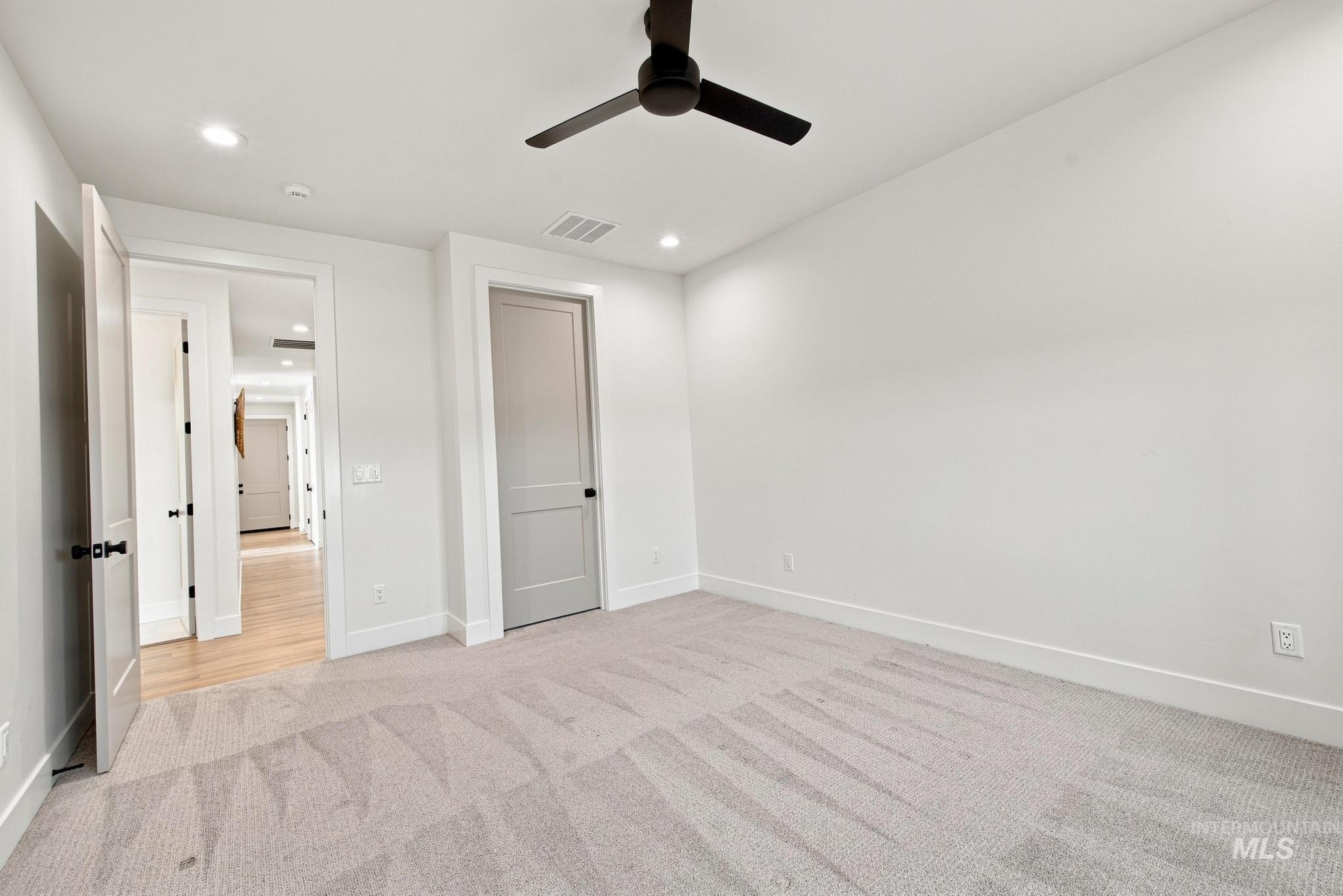 2748 E 4247 N Property Photo 35