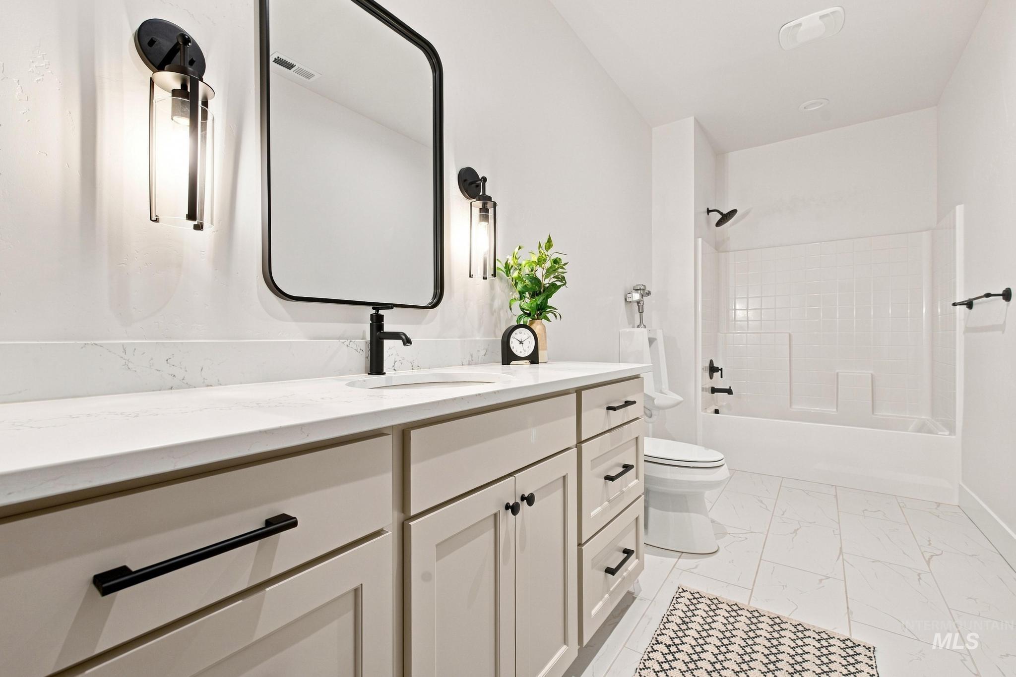 2748 E 4247 N Property Photo 43