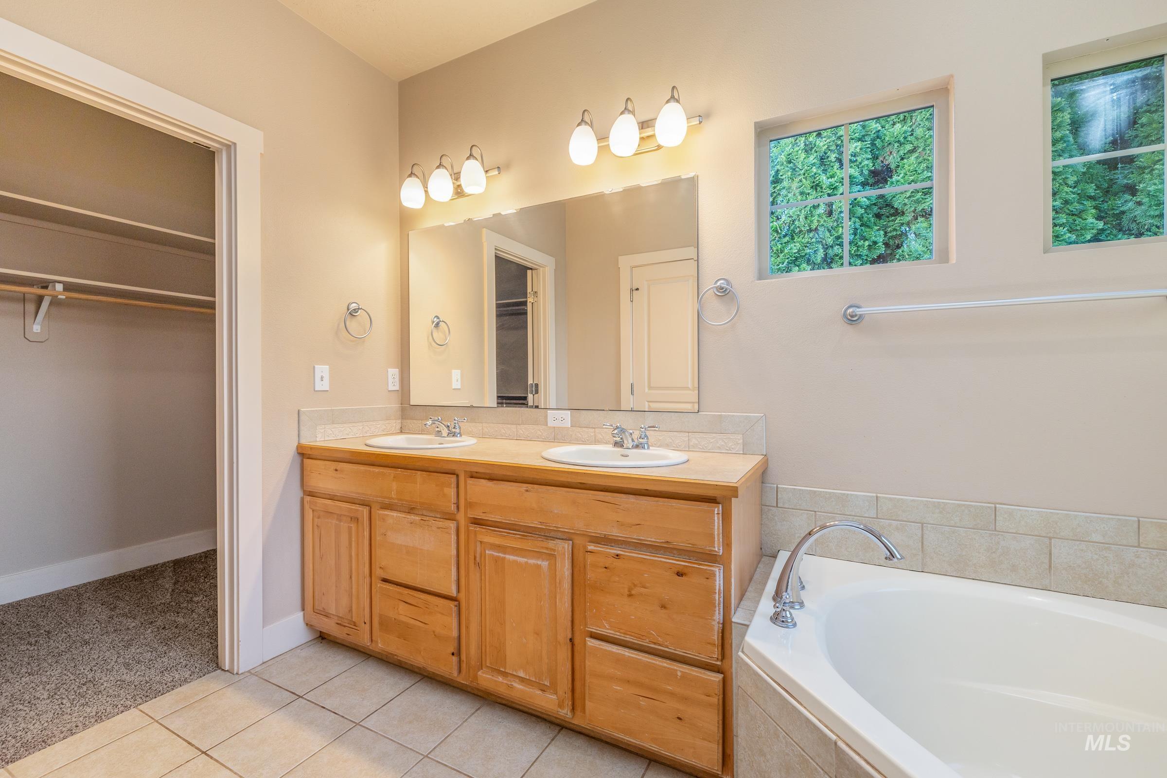 11543 W Wagon Pass Ct Property Photo 18