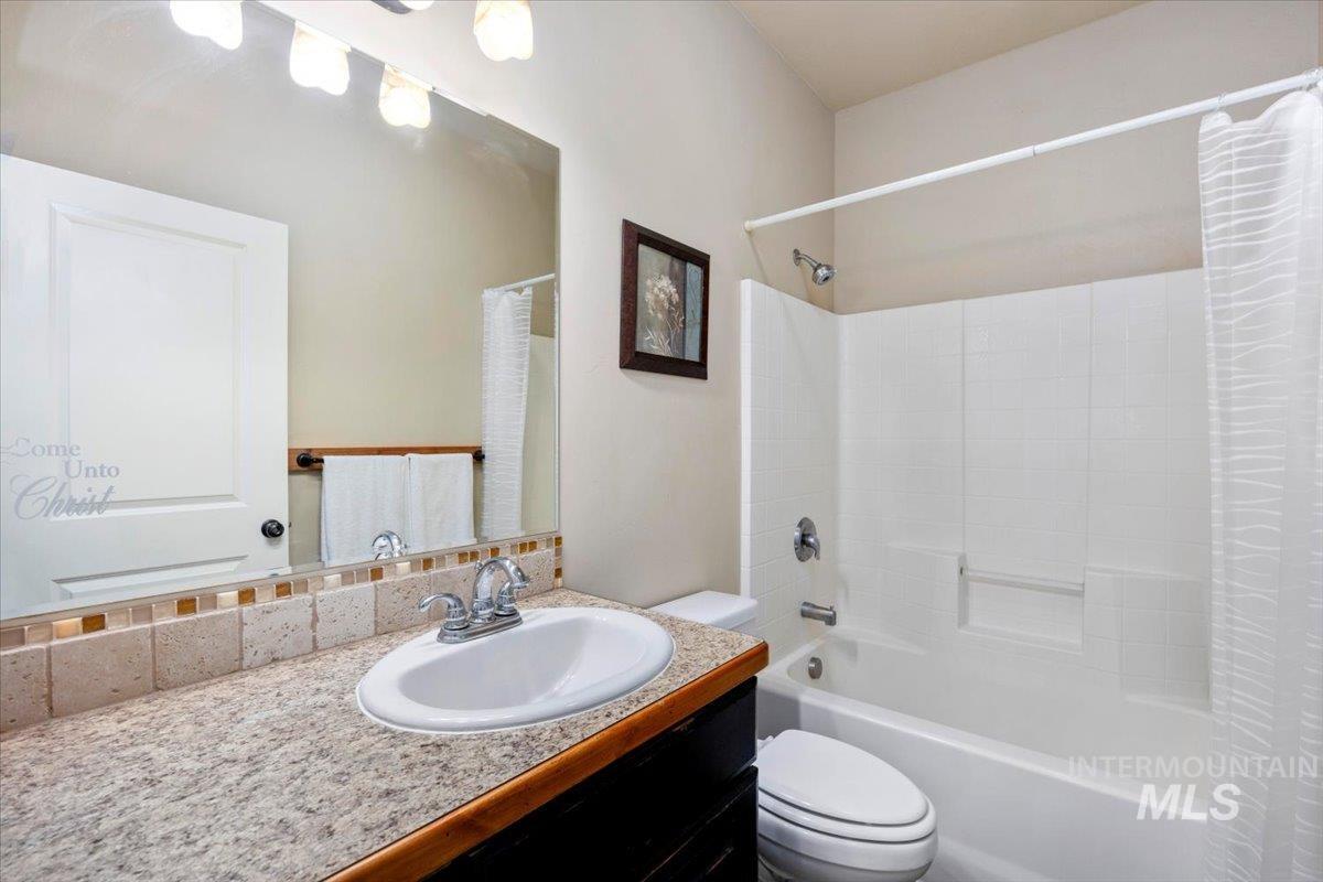 4150 E 3200 S Property Photo 24