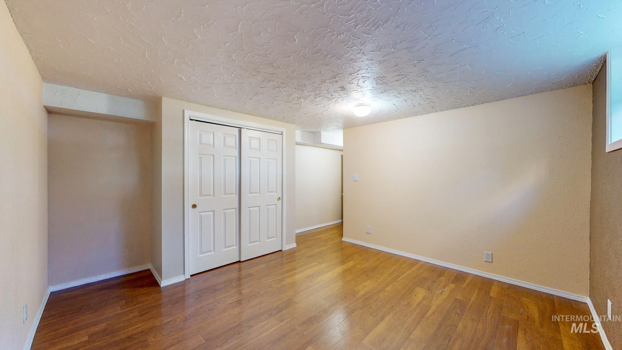 2137 Hillcrest Drive Property Photo 29
