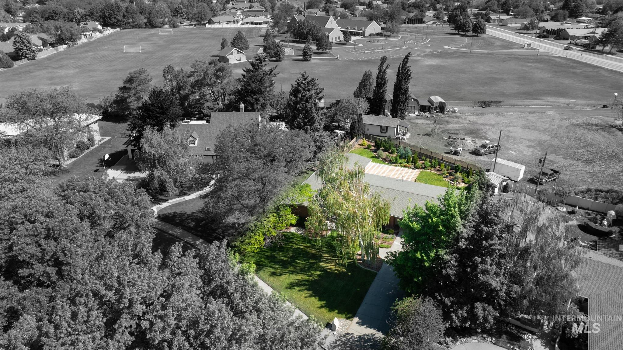 2137 Hillcrest Drive Property Photo 43