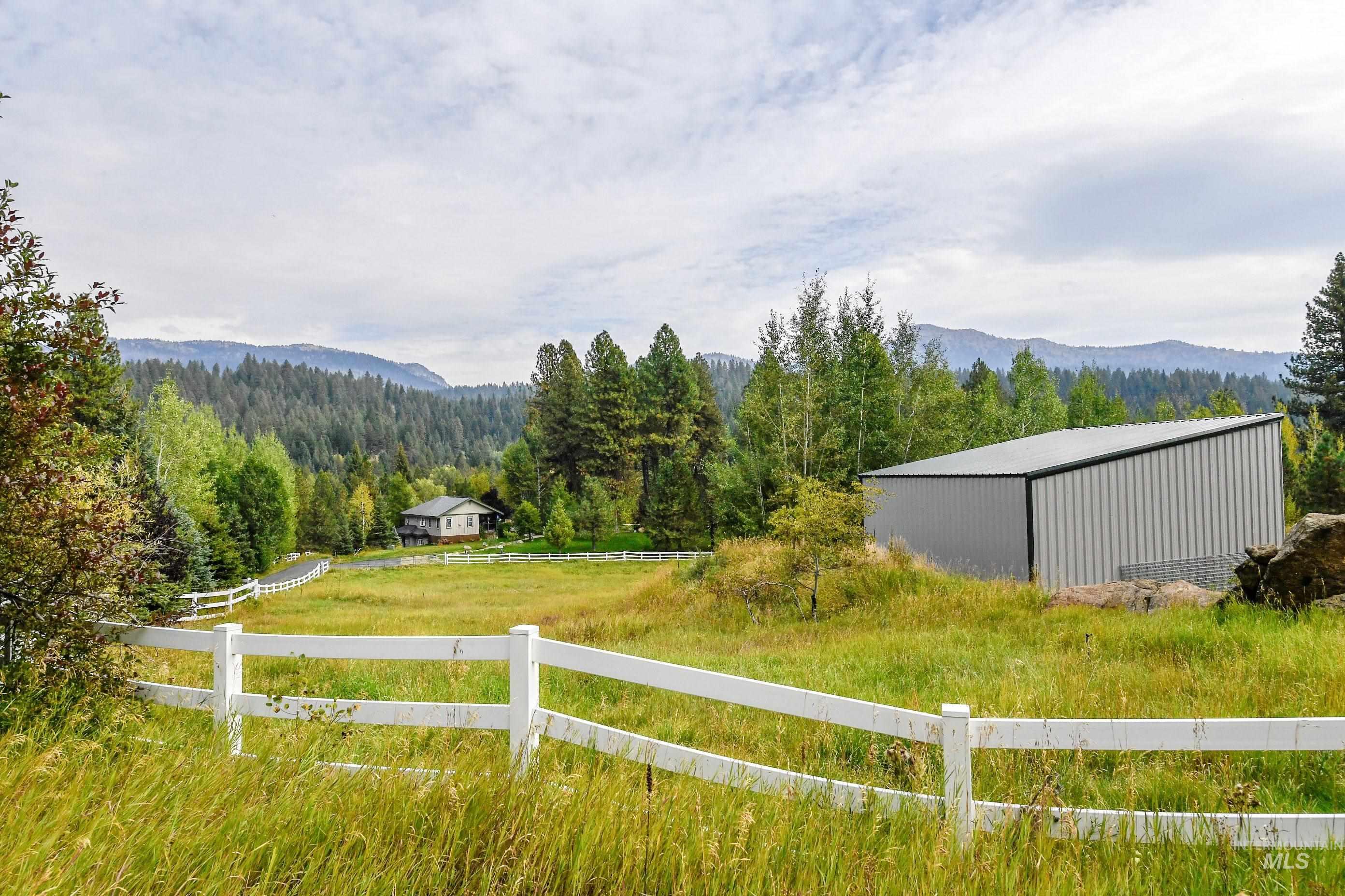 14096 Morell Road Property Photo 1