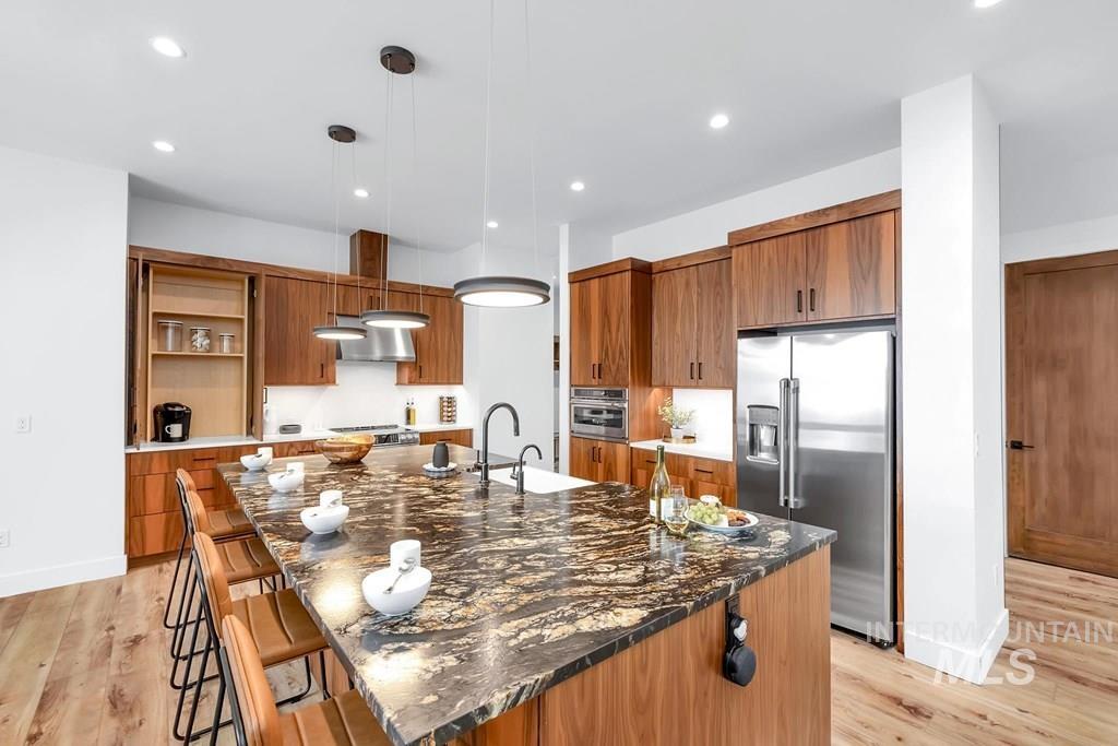100 Sugarloaf Place Property Photo 8